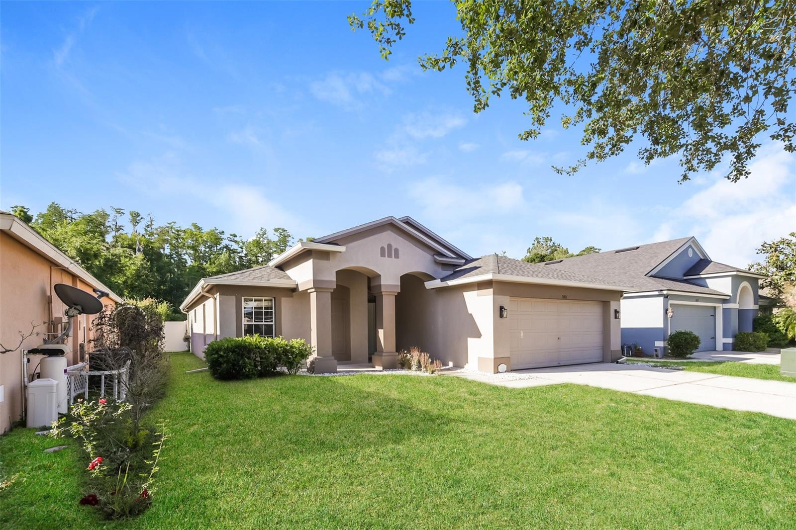 5921 WAR ADMIRAL DR — photo 2