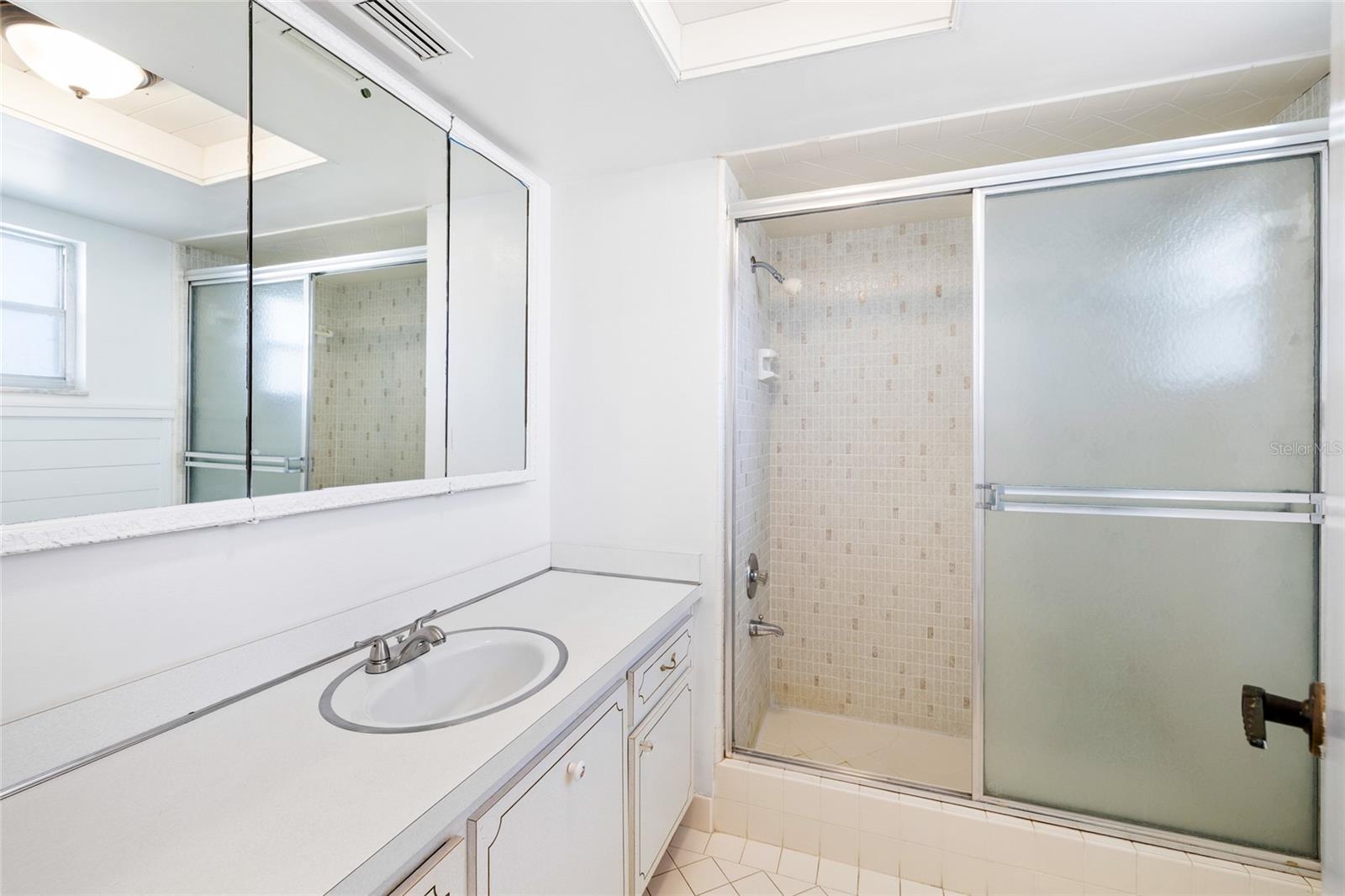 5108 BRITTANY DR S #903 — photo 23