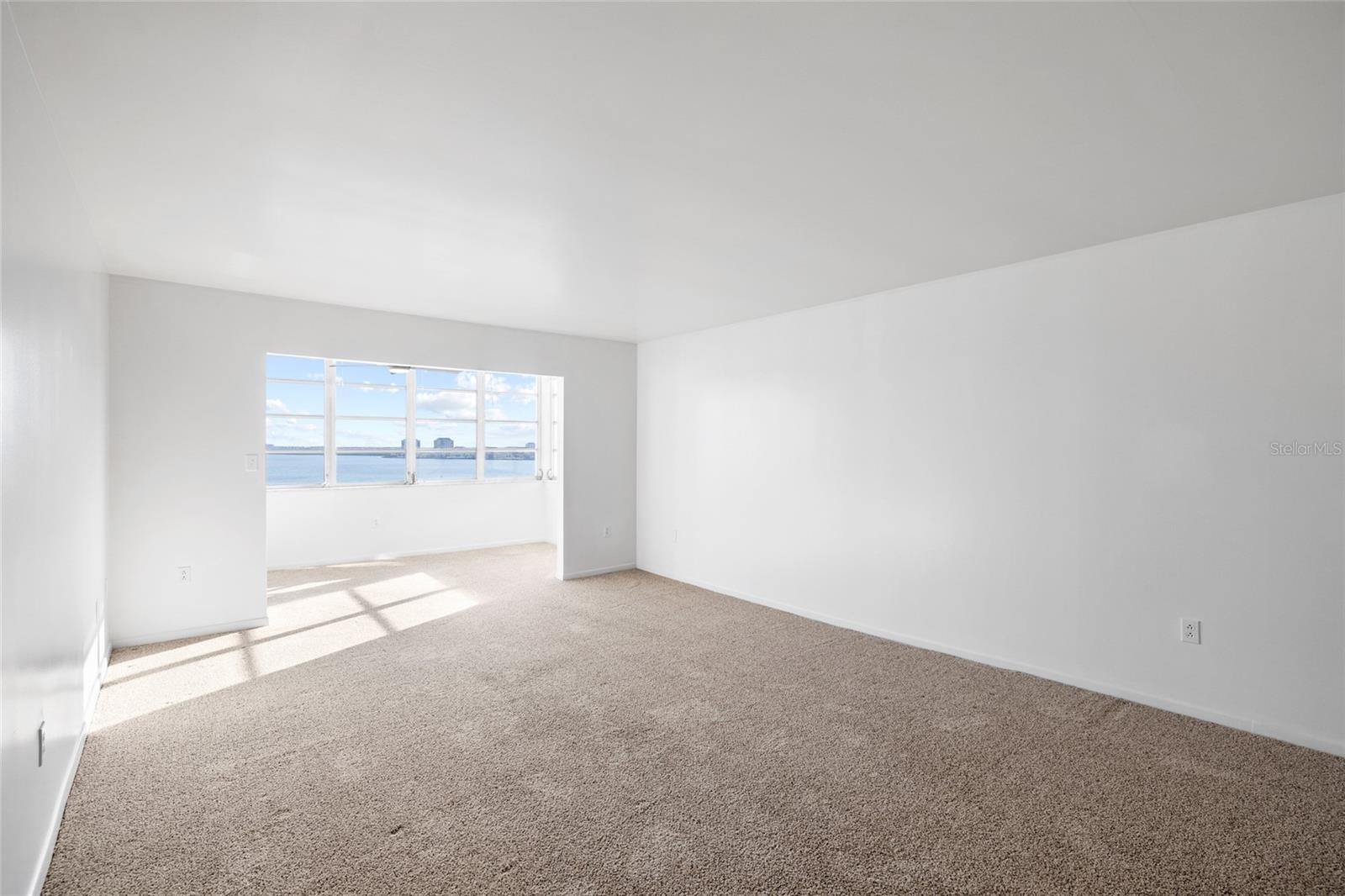 5108 BRITTANY DR S #903 — photo 10