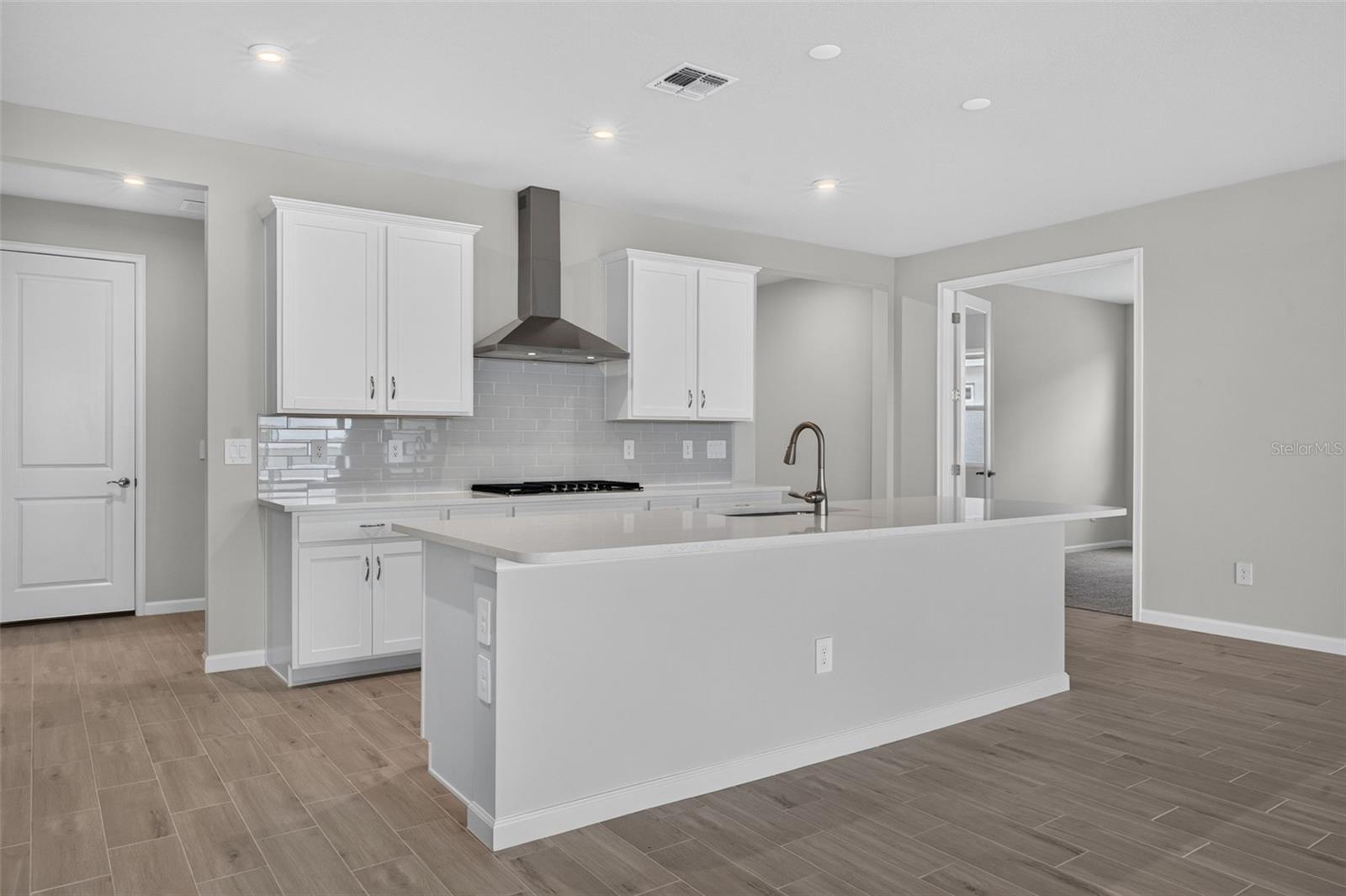 9553 NATURAL OAK PT — photo 6