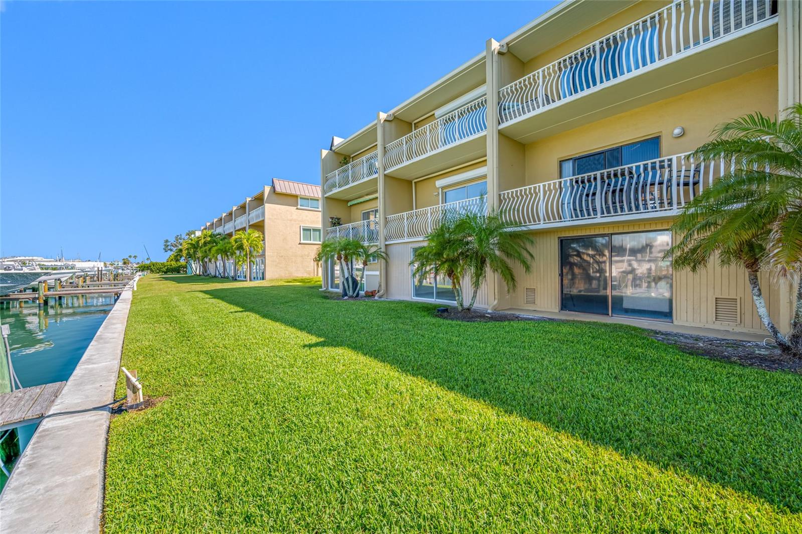 12424 CAPRI CIR N #5 — photo 38