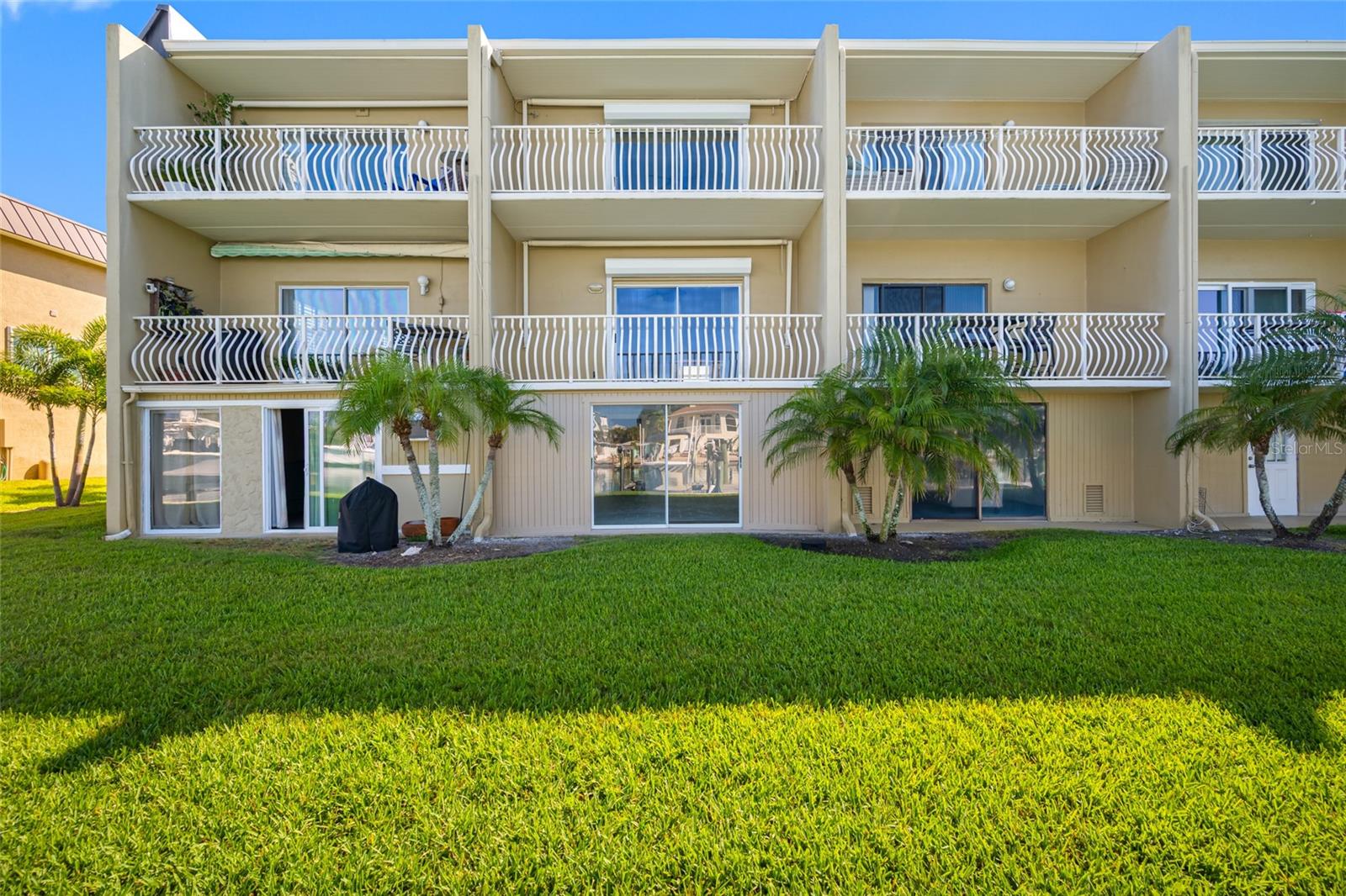 12424 CAPRI CIR N #5 — photo 37