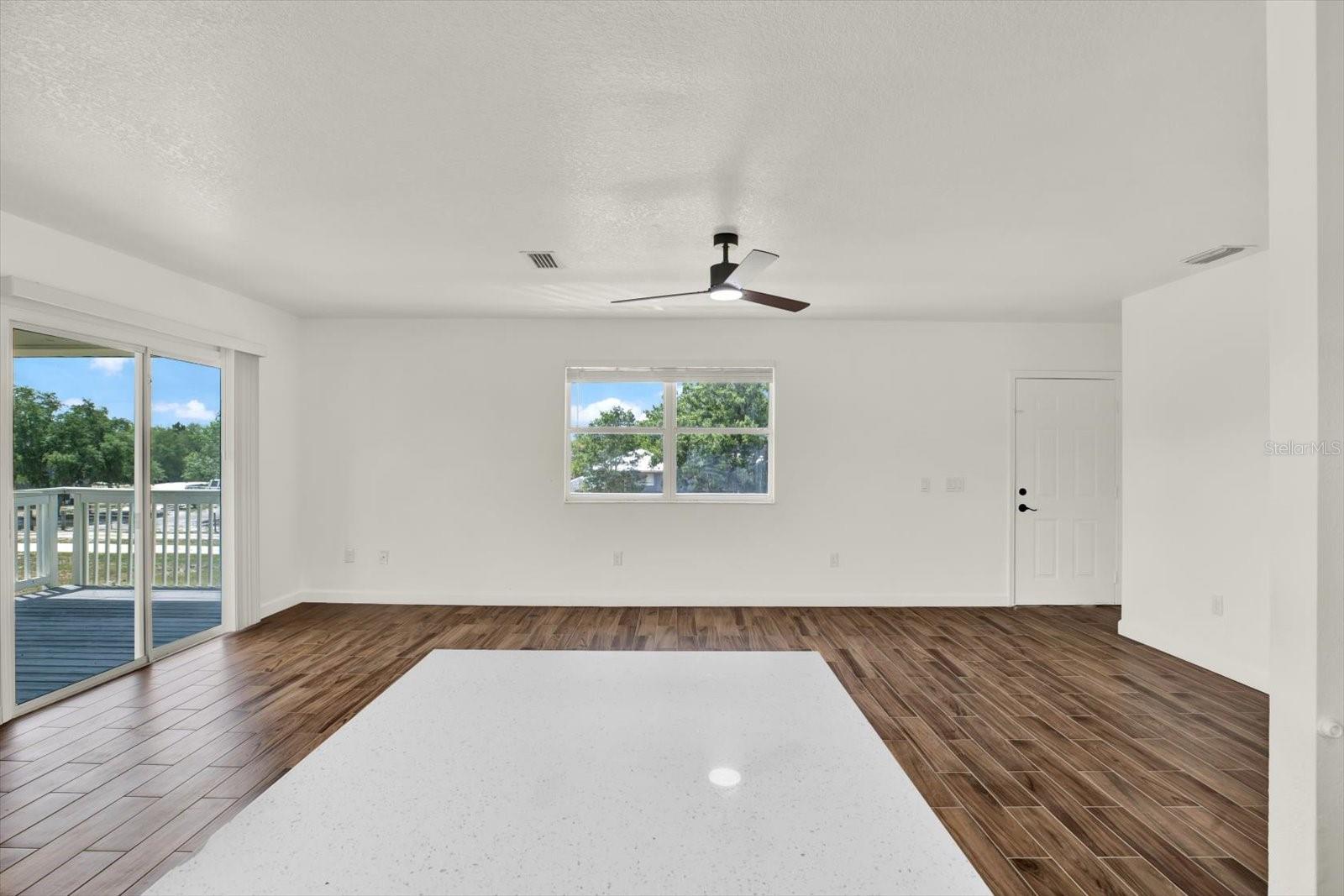 464 LOGUE RD — photo 31