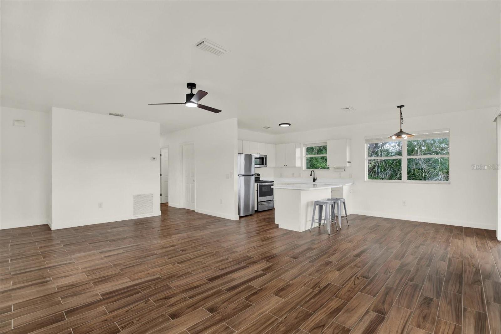 464 LOGUE RD — photo 15