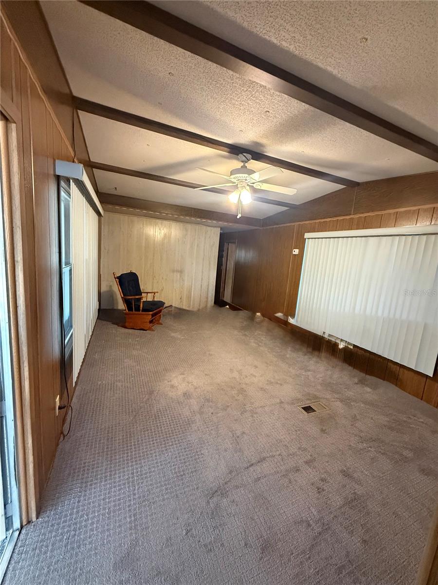 4513 AUTUMN PALM DR — photo 6