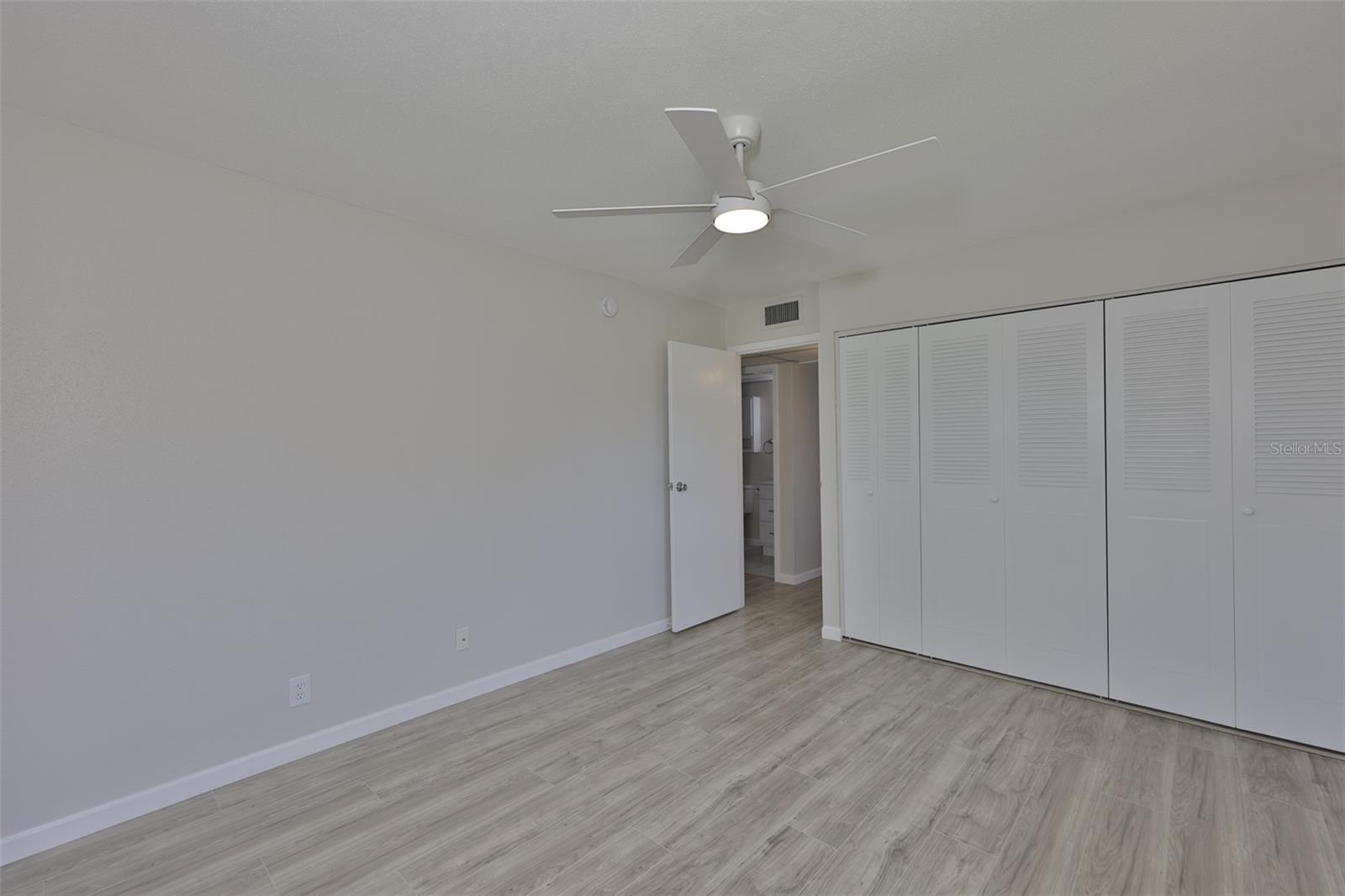1802 BEDFORD TER #184 — photo 36