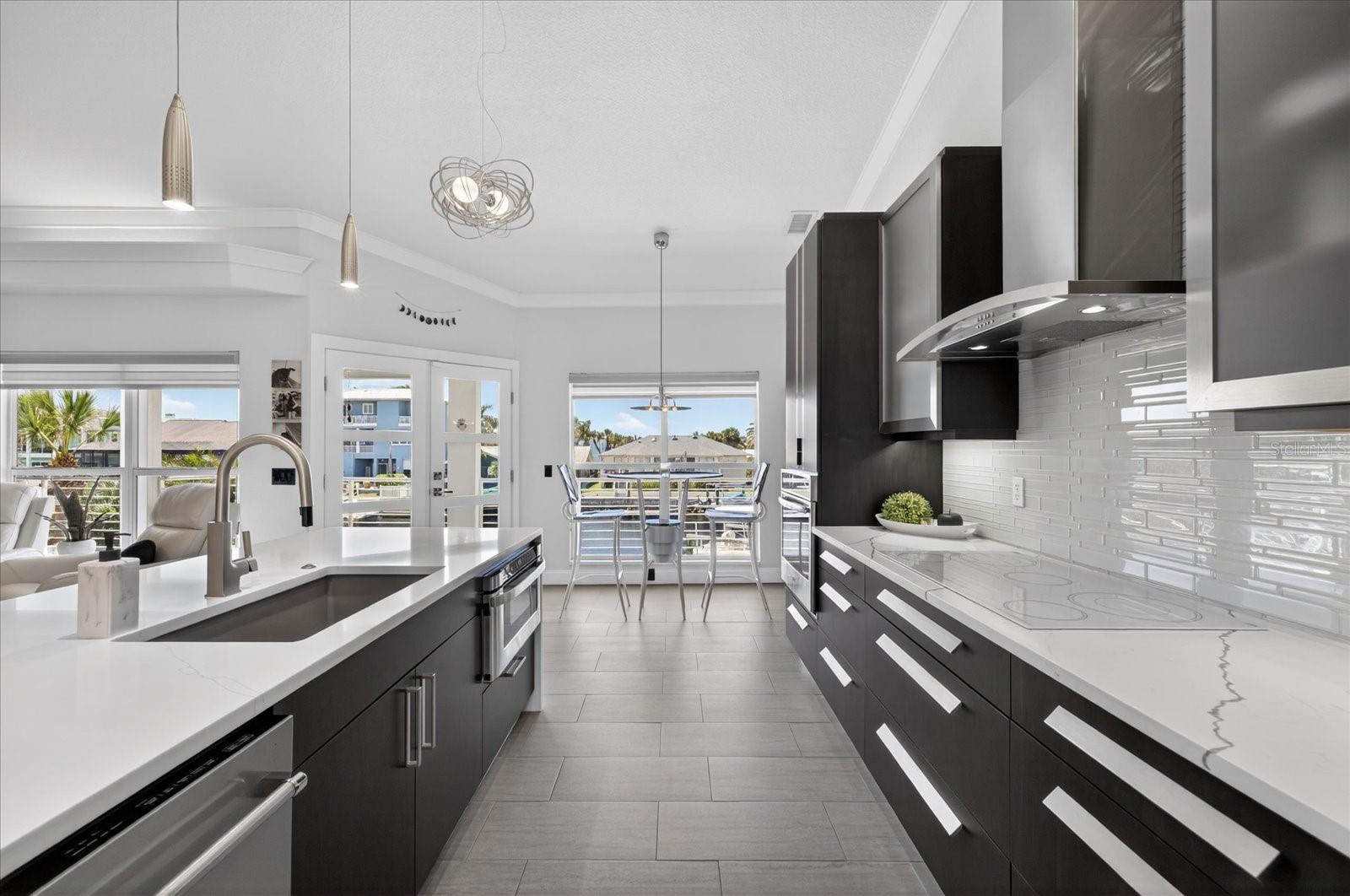 5101 SOUTH SHORE DR — photo 18