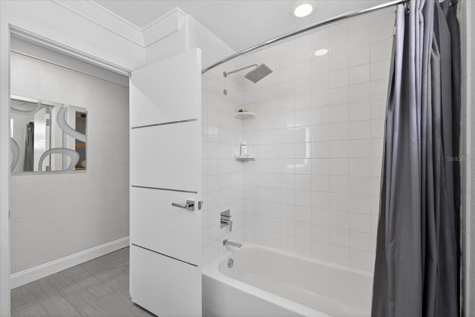 5101 SOUTH SHORE DR — photo 39