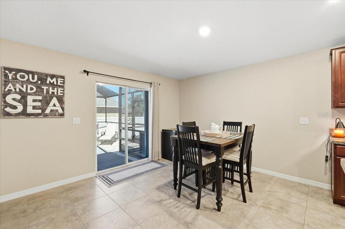 936 ZONE TAILED HAWK PL — photo 12