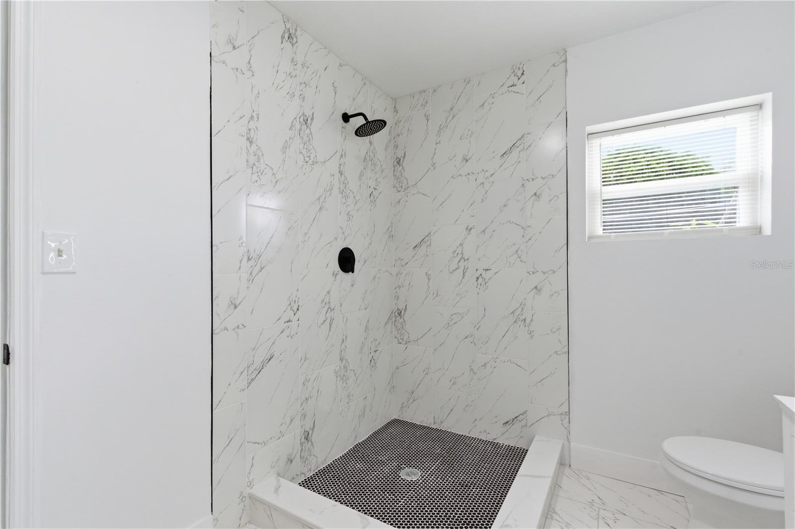 923 1ST AVE NW — photo 6