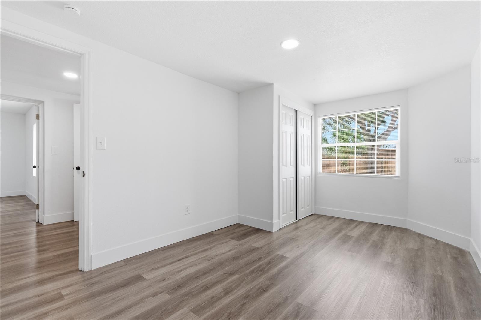923 1ST AVE NW — photo 14