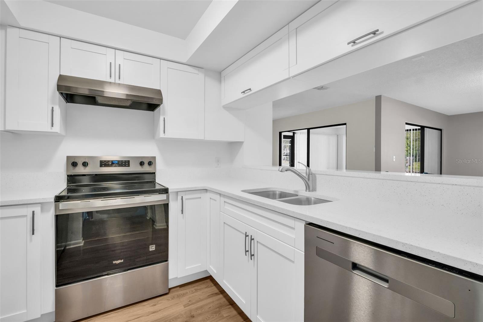 2765 COUNTRYSIDE BLVD #104 — photo 7
