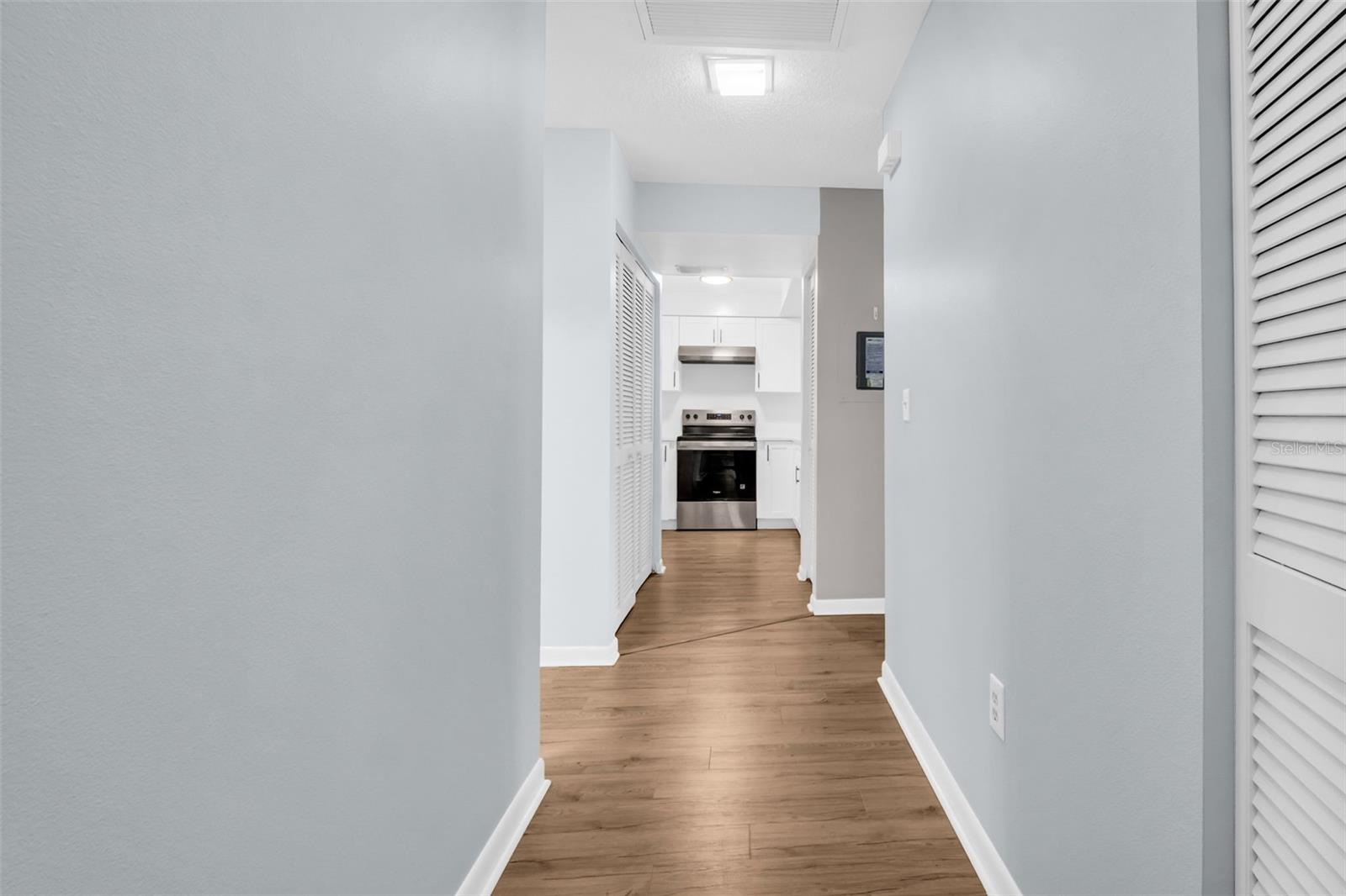 2765 COUNTRYSIDE BLVD #104 — photo 3