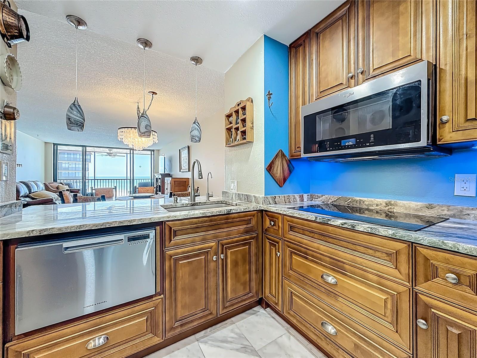 18304 GULF BLVD #505 — photo 37