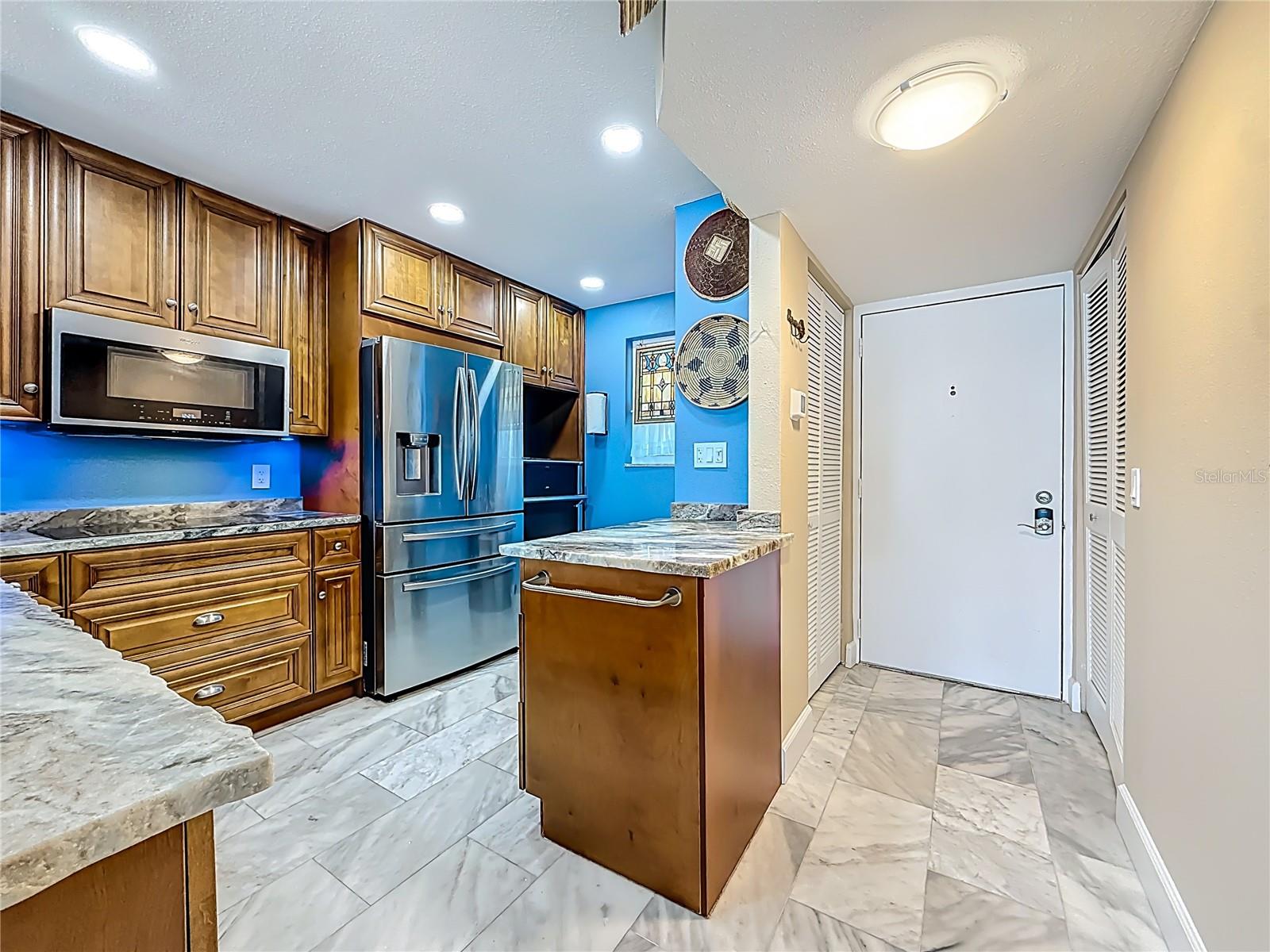 18304 GULF BLVD #505 — photo 2