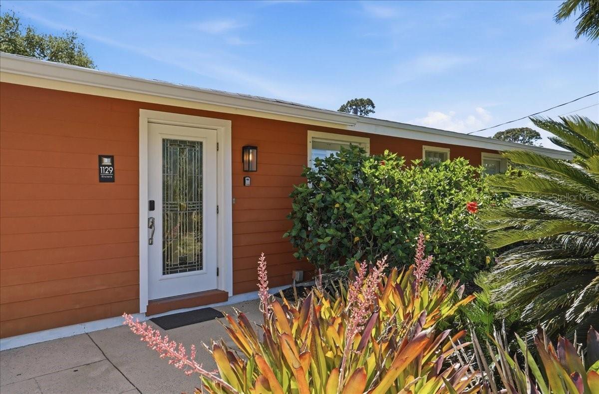 1129 RIVIERA ST — photo 5