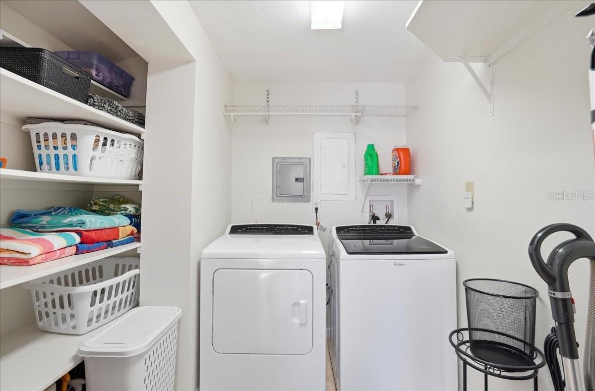 1129 RIVIERA ST — photo 27