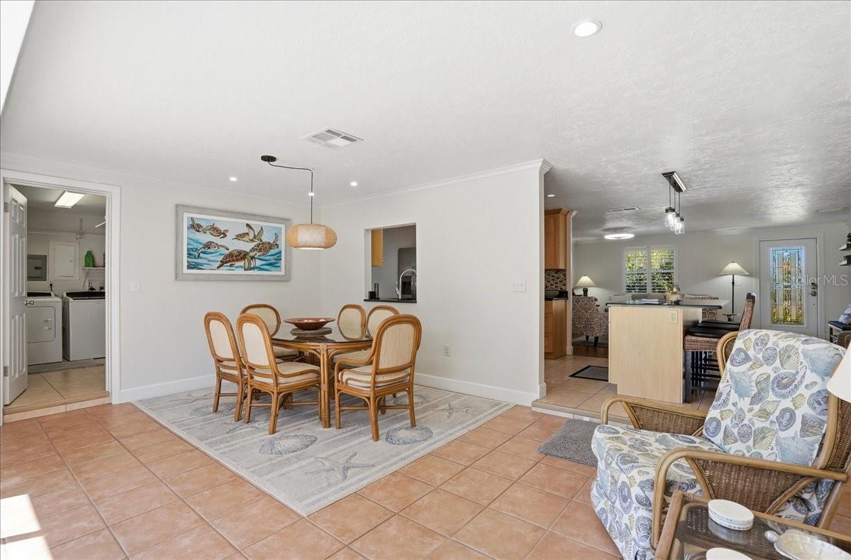 1129 RIVIERA ST — photo 20