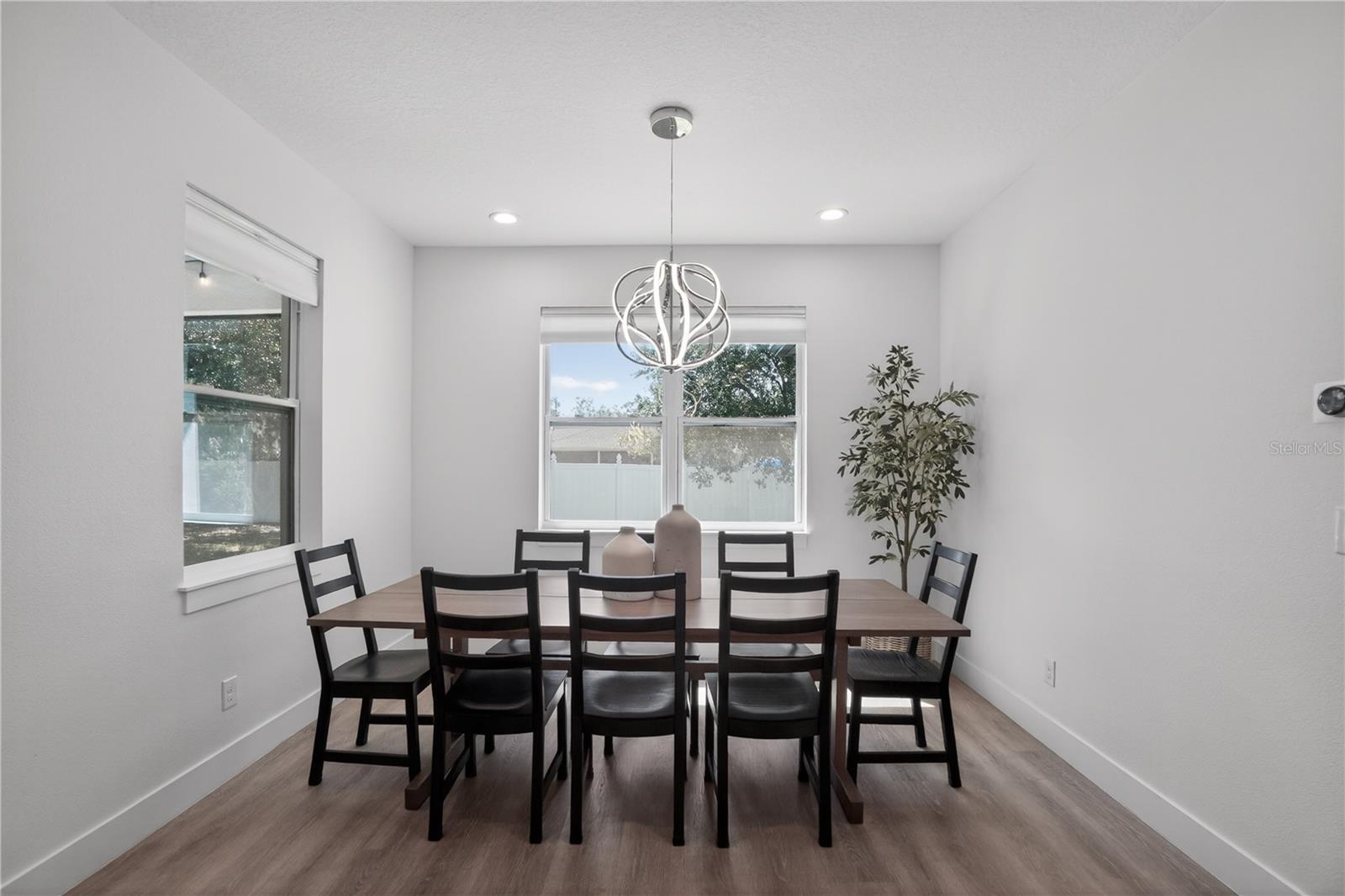 3090 QUARTER ST — photo 34