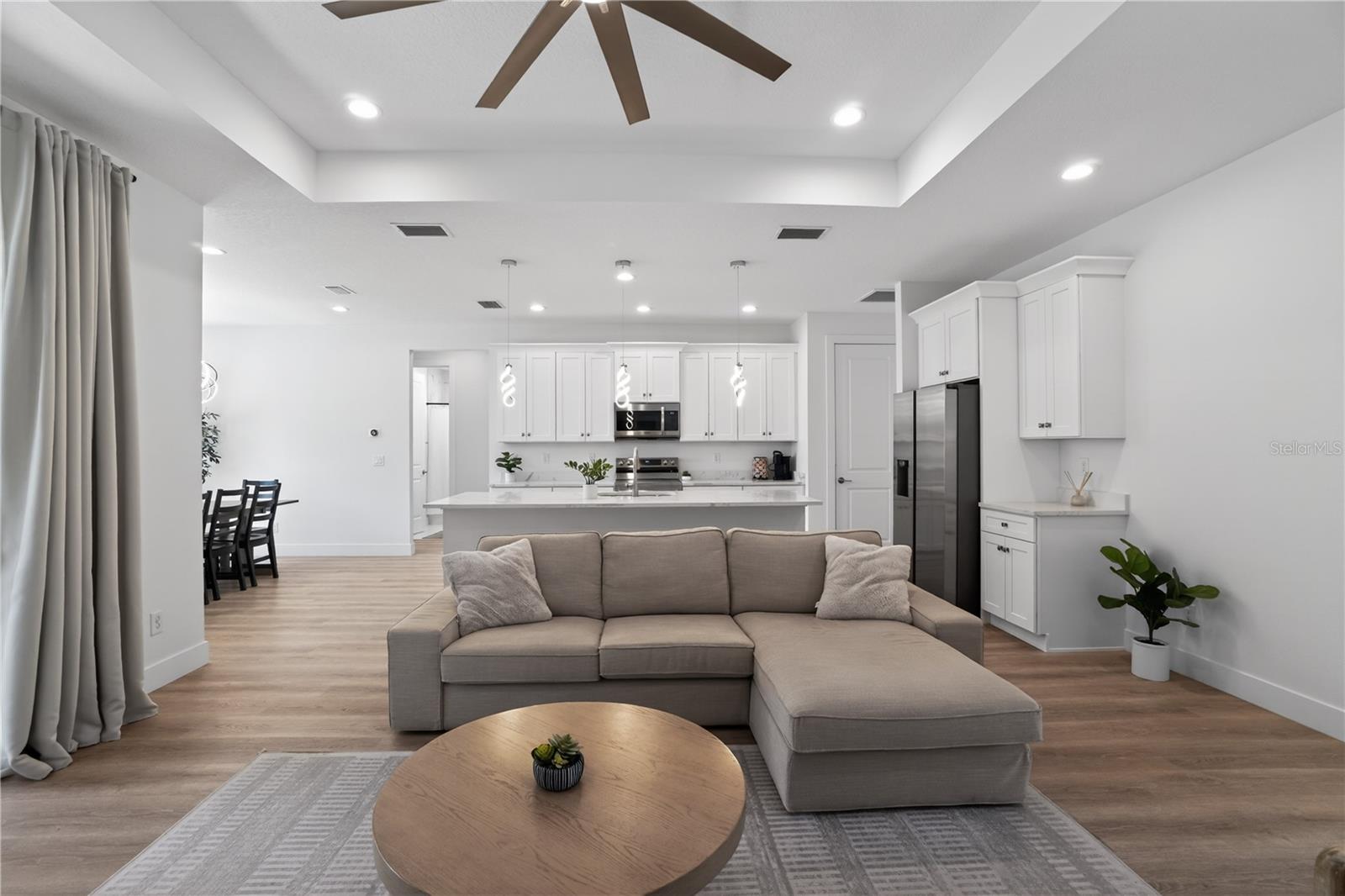 3090 QUARTER ST — photo 13