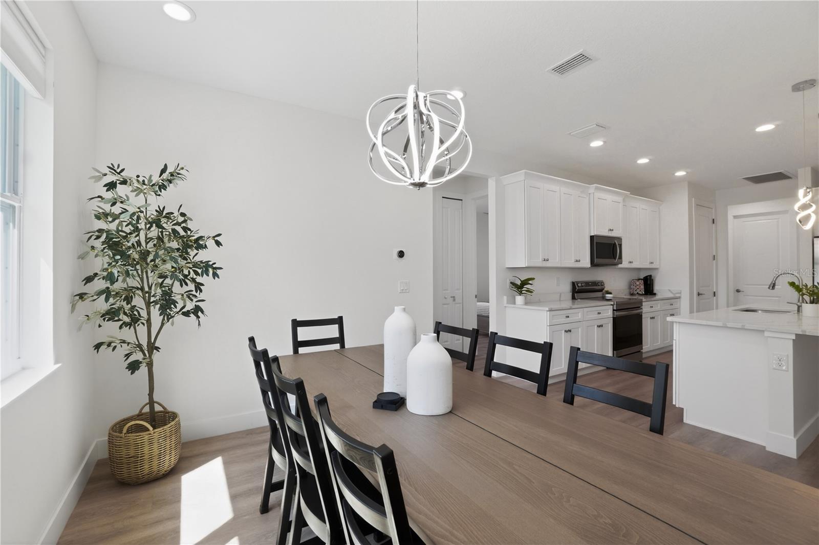 3090 QUARTER ST — photo 36