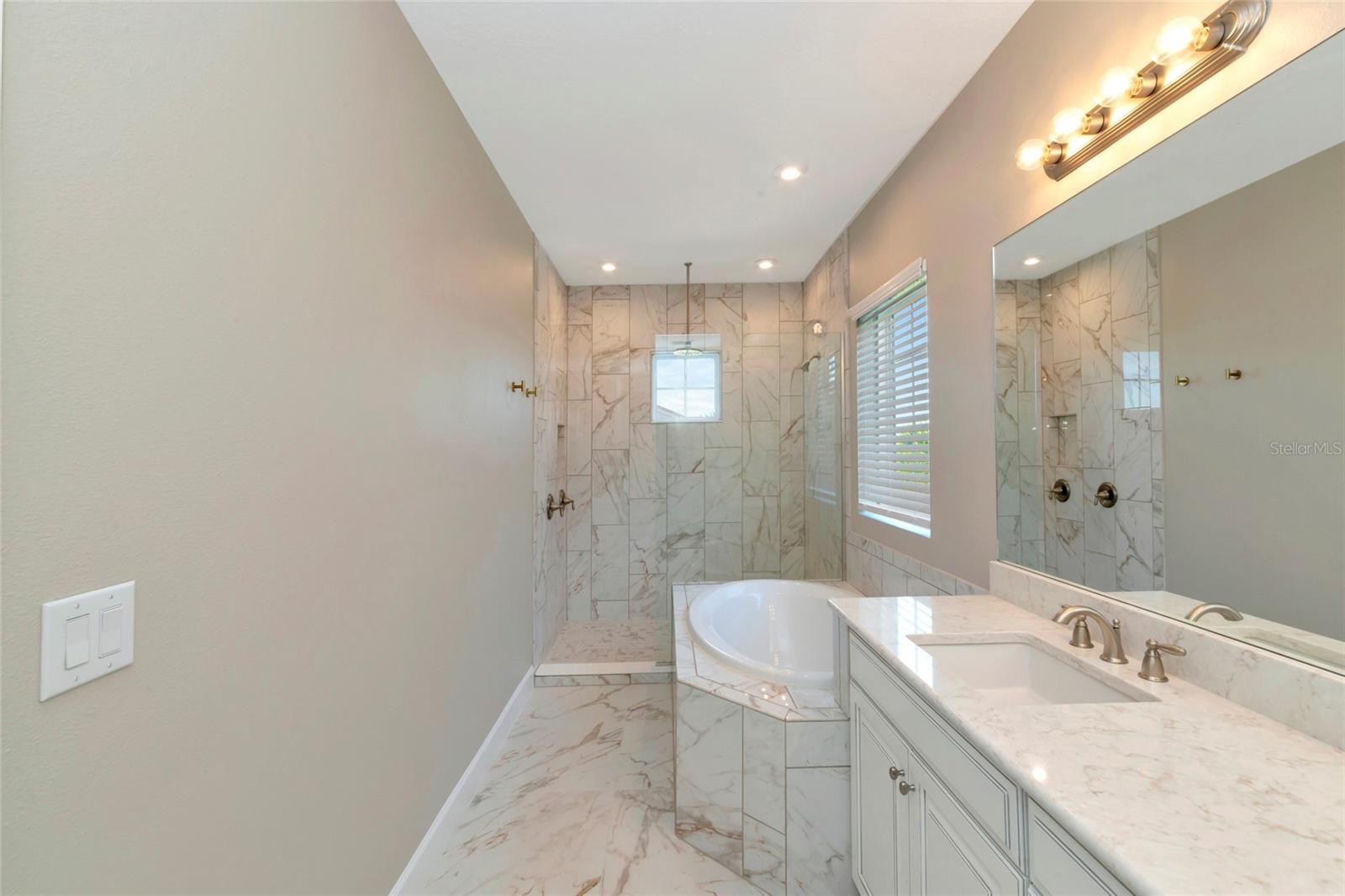 10187 MILKY WAY CIR — photo 36