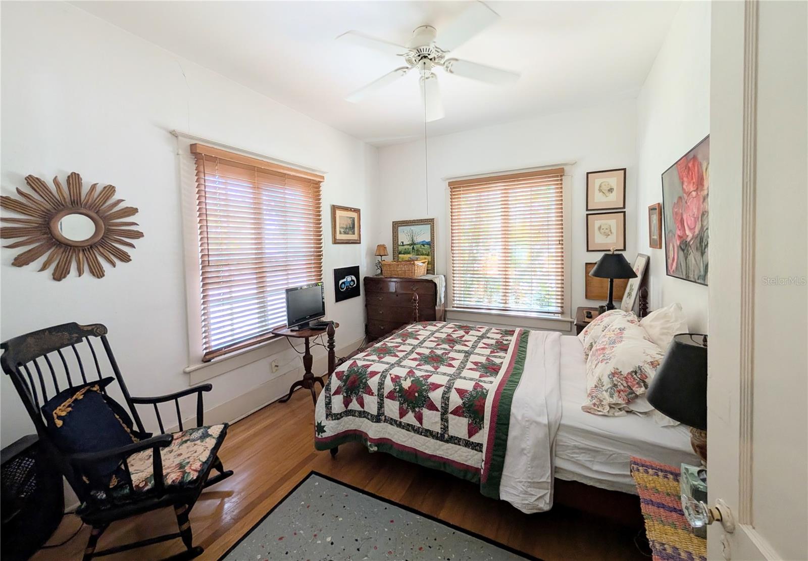 1701 SIESTA DR — photo 16