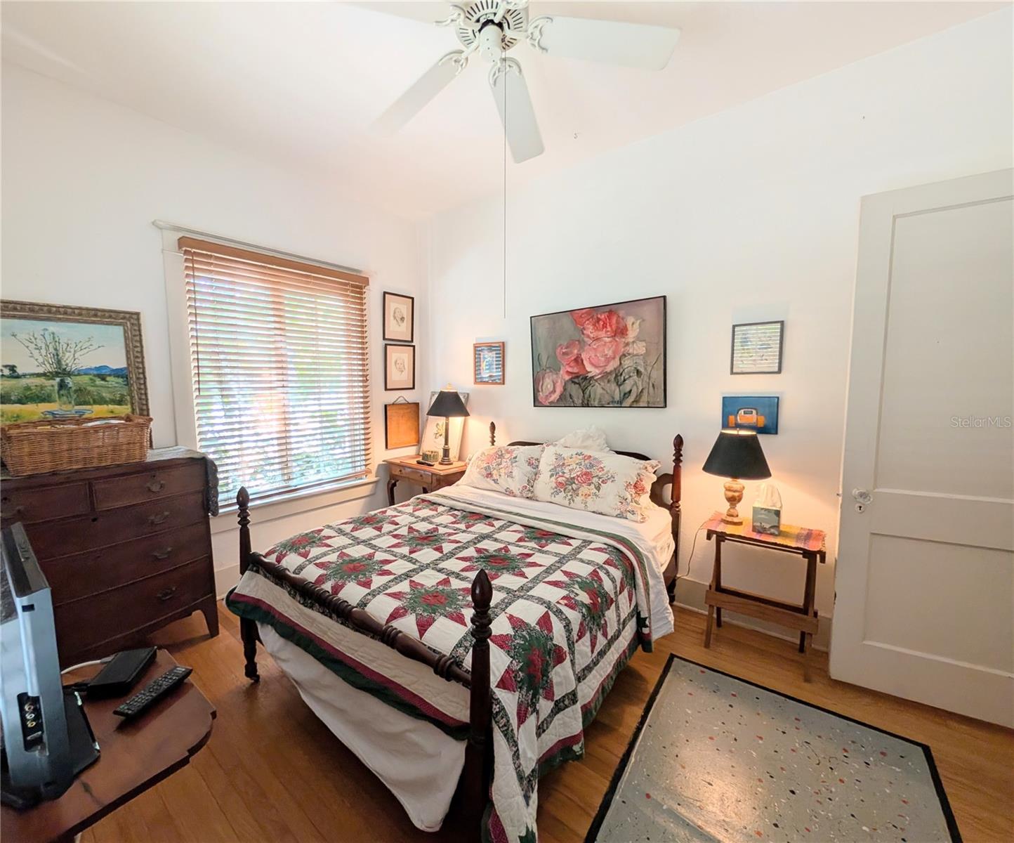 1701 SIESTA DR — photo 15