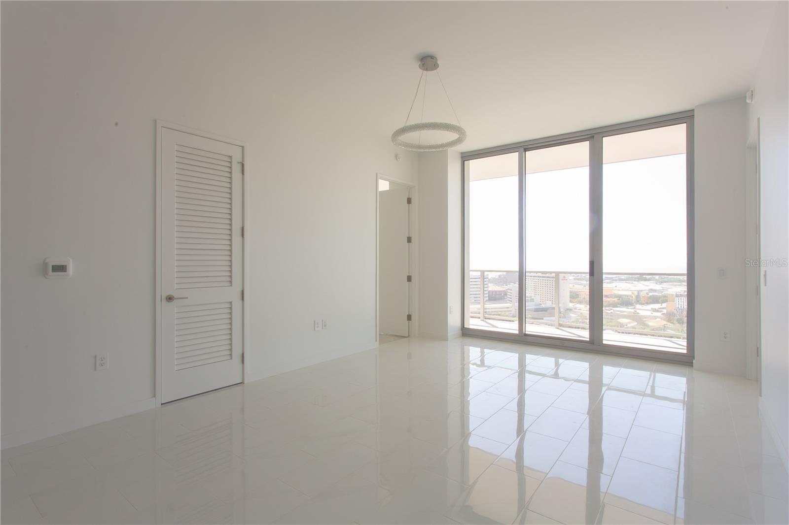 400 CENTRAL AVE #1806 — photo 7