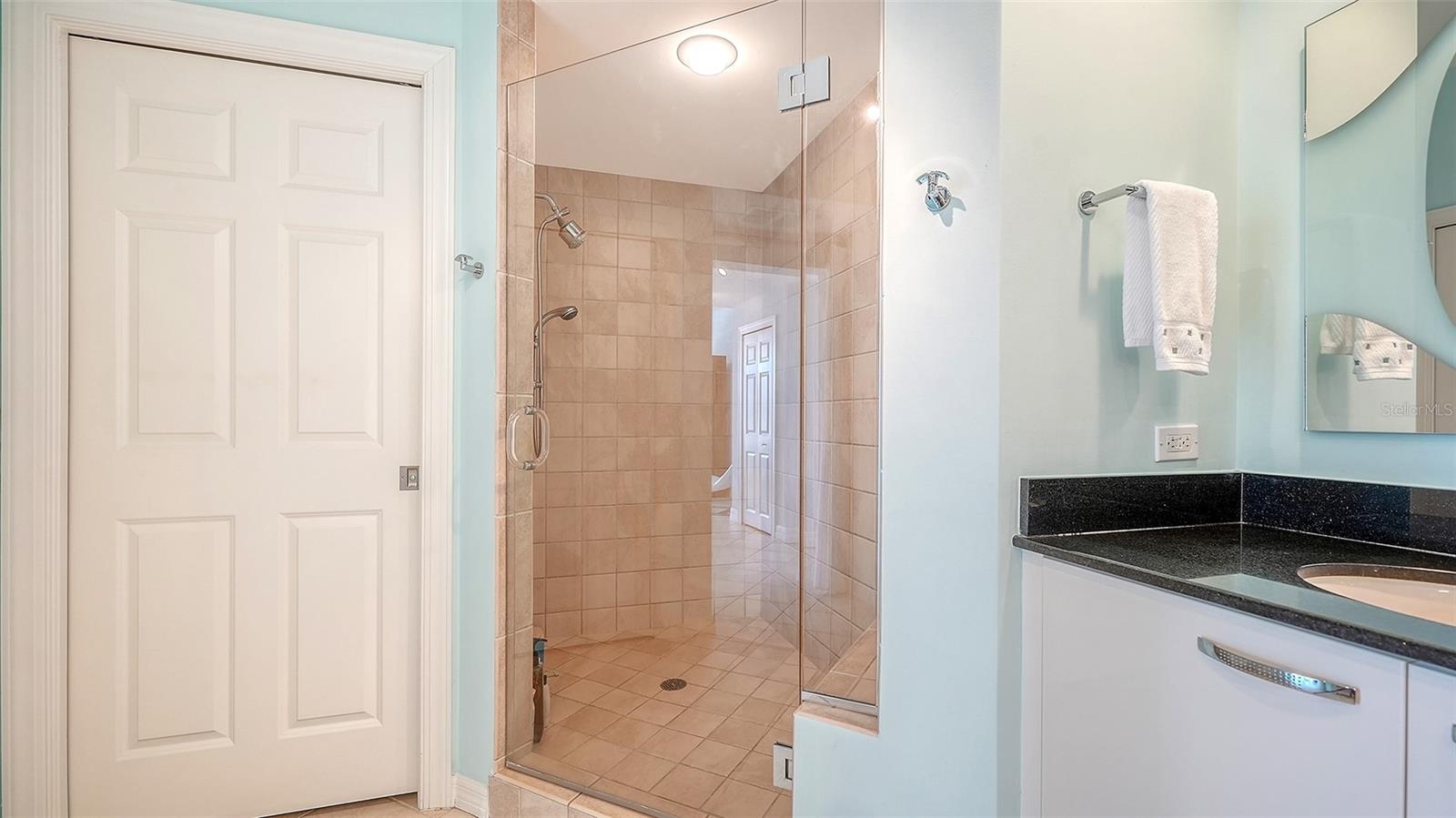 409 NORTH POINT RD #401 — photo 34
