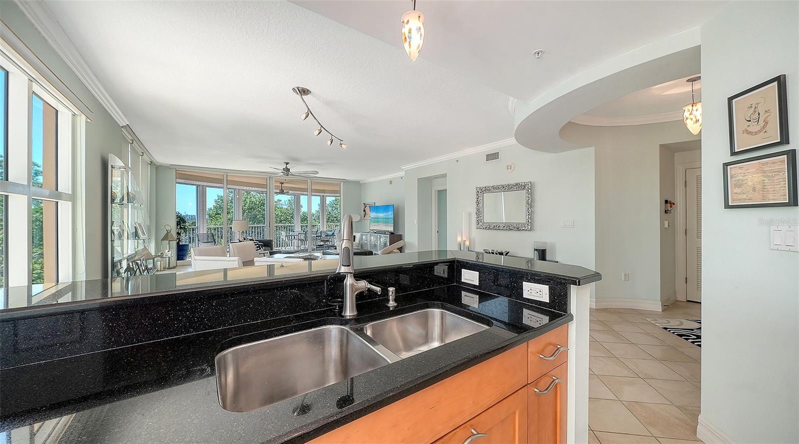 409 NORTH POINT RD #401 — photo 25