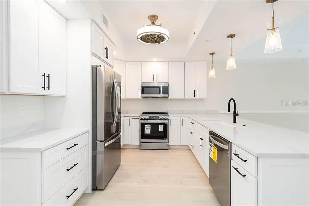 280 HIDDEN BAY DR #302 — photo 7
