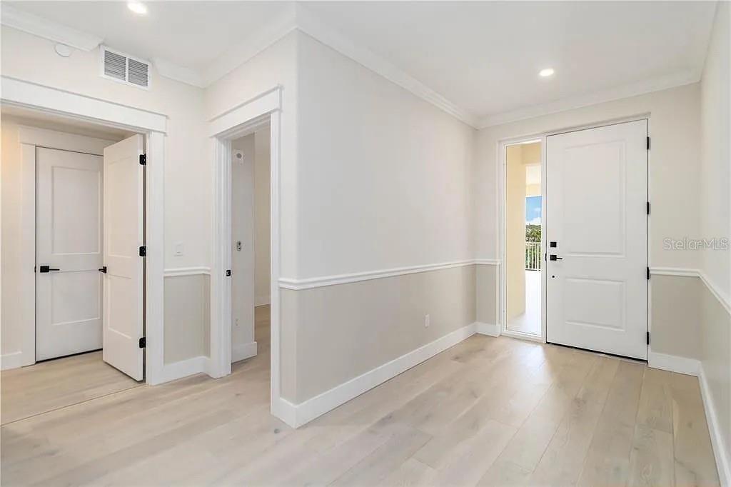 280 HIDDEN BAY DR #302 — photo 4