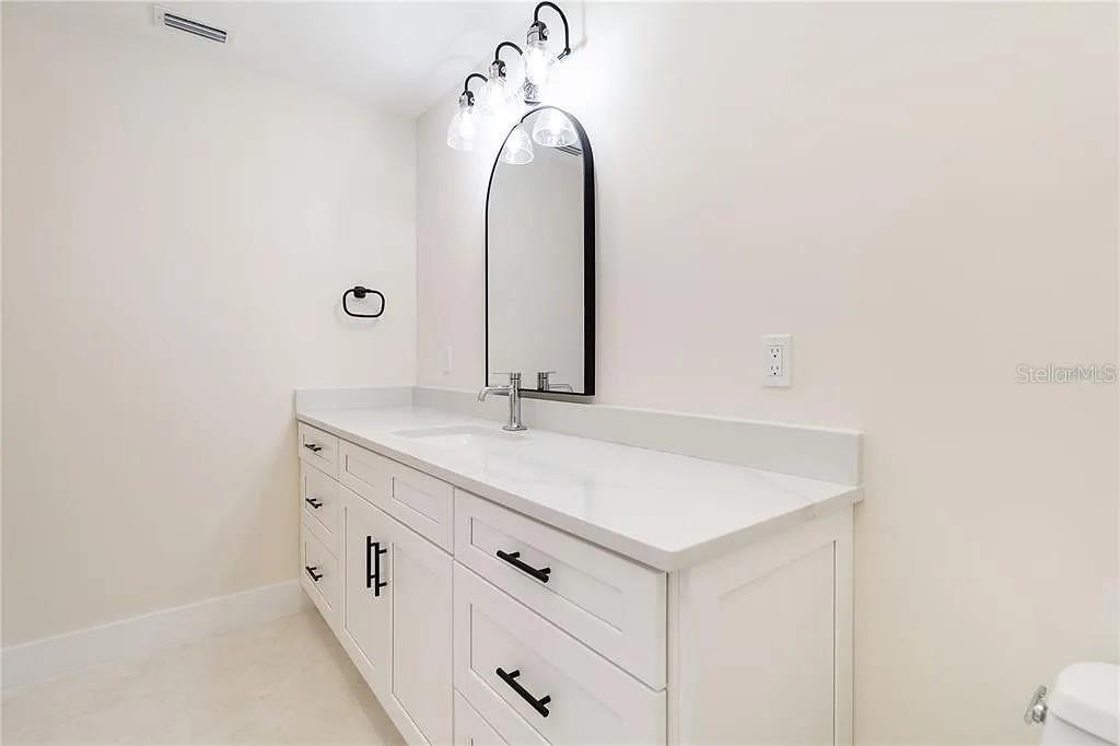 280 HIDDEN BAY DR #302 — photo 21
