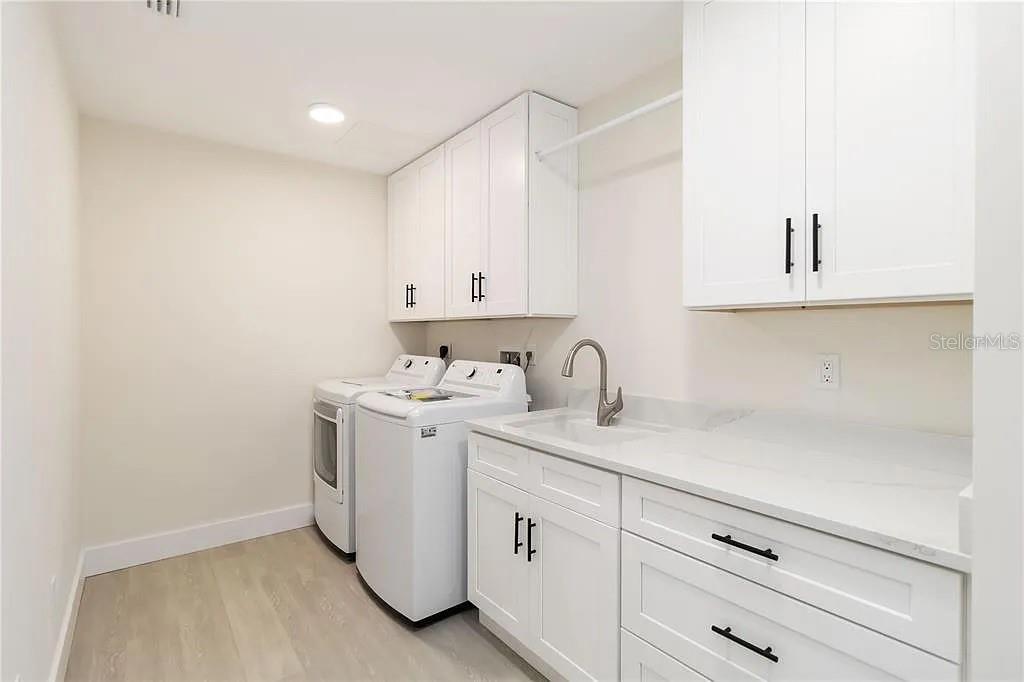 280 HIDDEN BAY DR #302 — photo 27