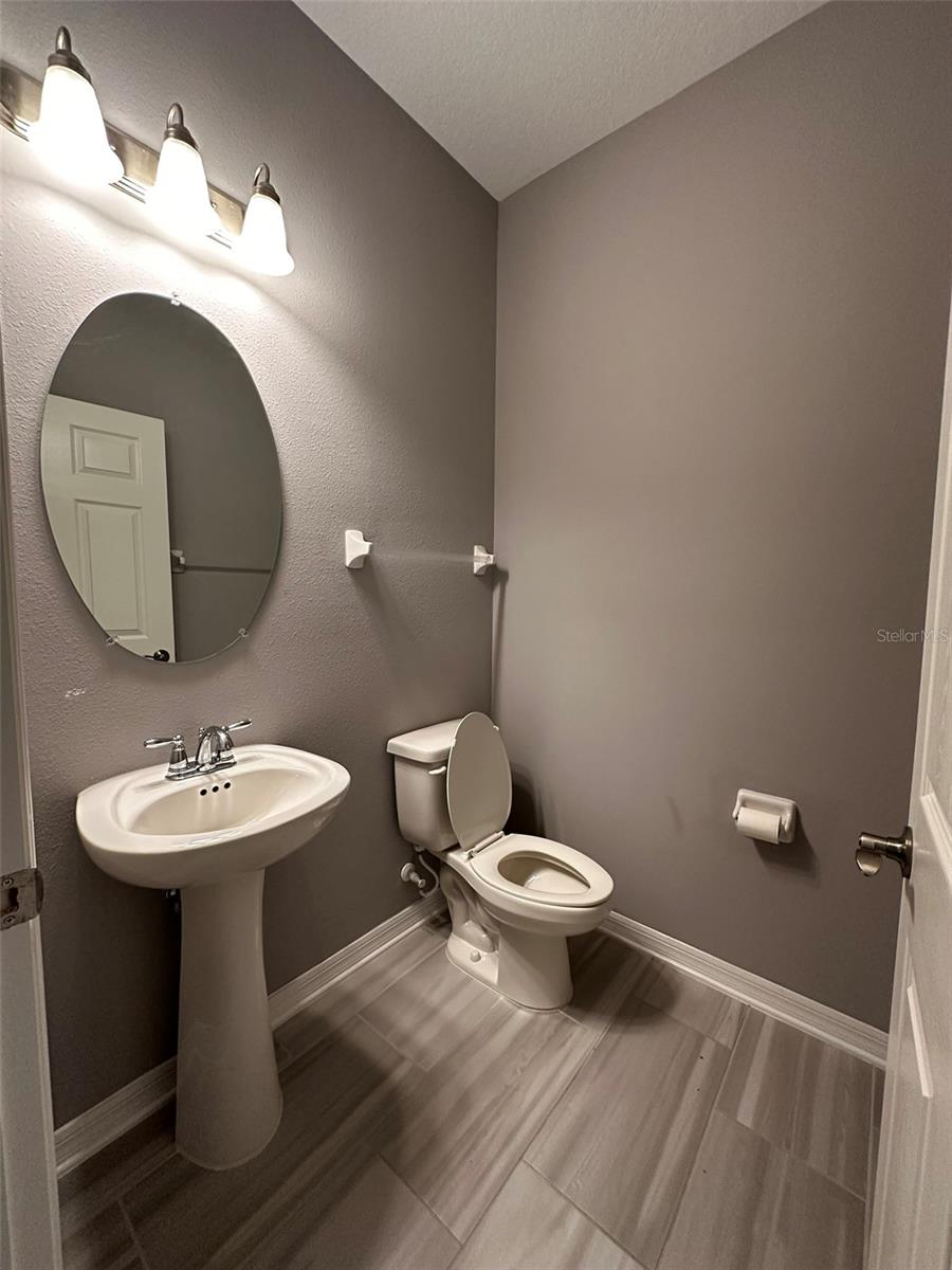 29850 SOUTHWELL LN — photo 10