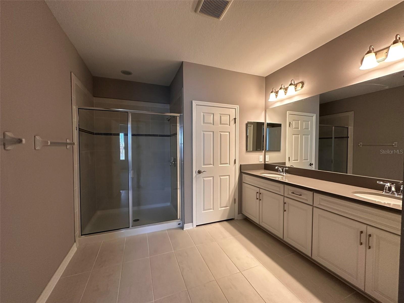 29850 SOUTHWELL LN — photo 13