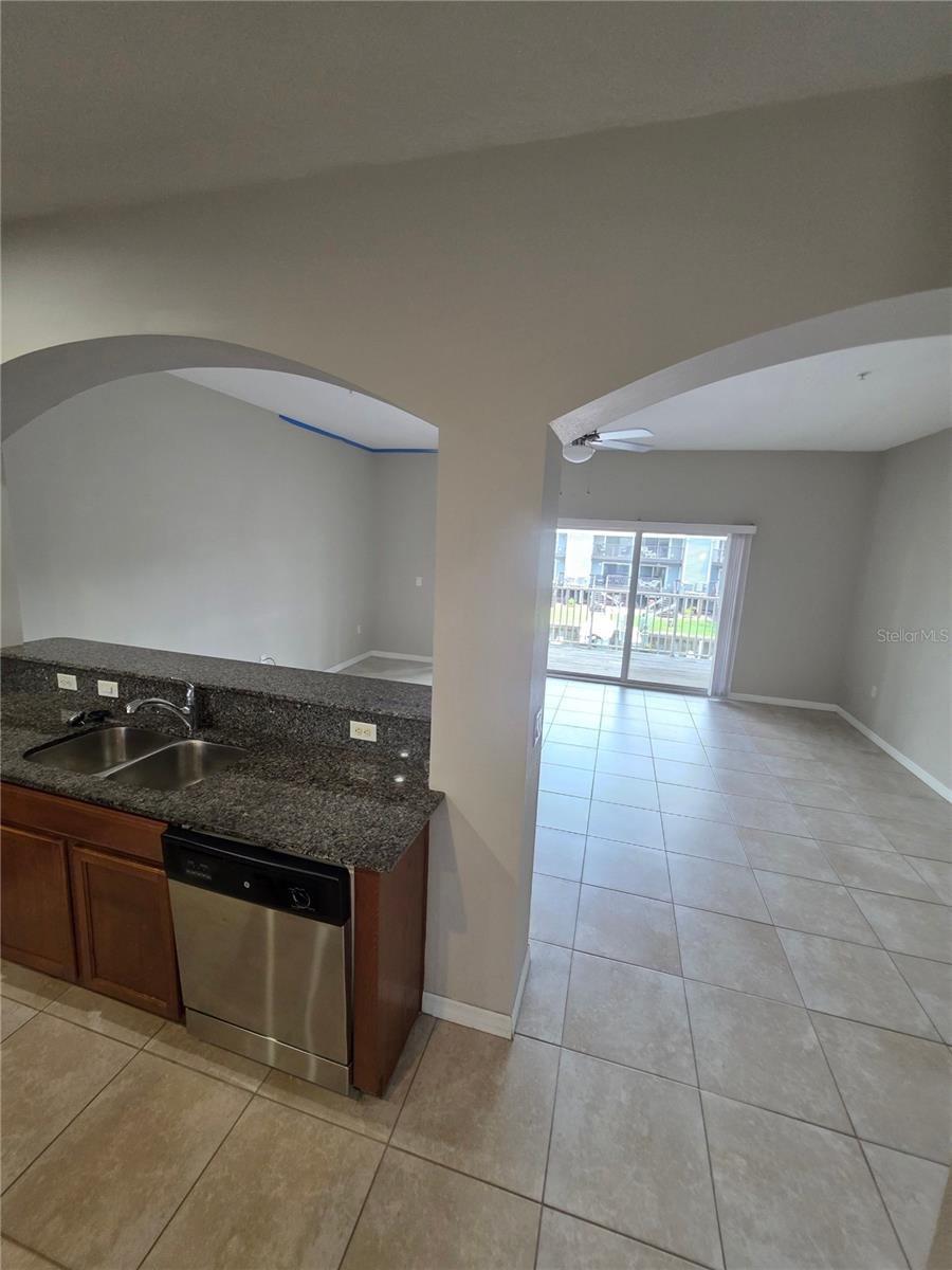 810 CALLISTA CAY LOOP — photo 9