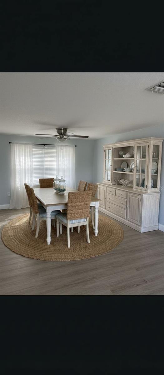 1435 WHITEHALL LN — photo 22
