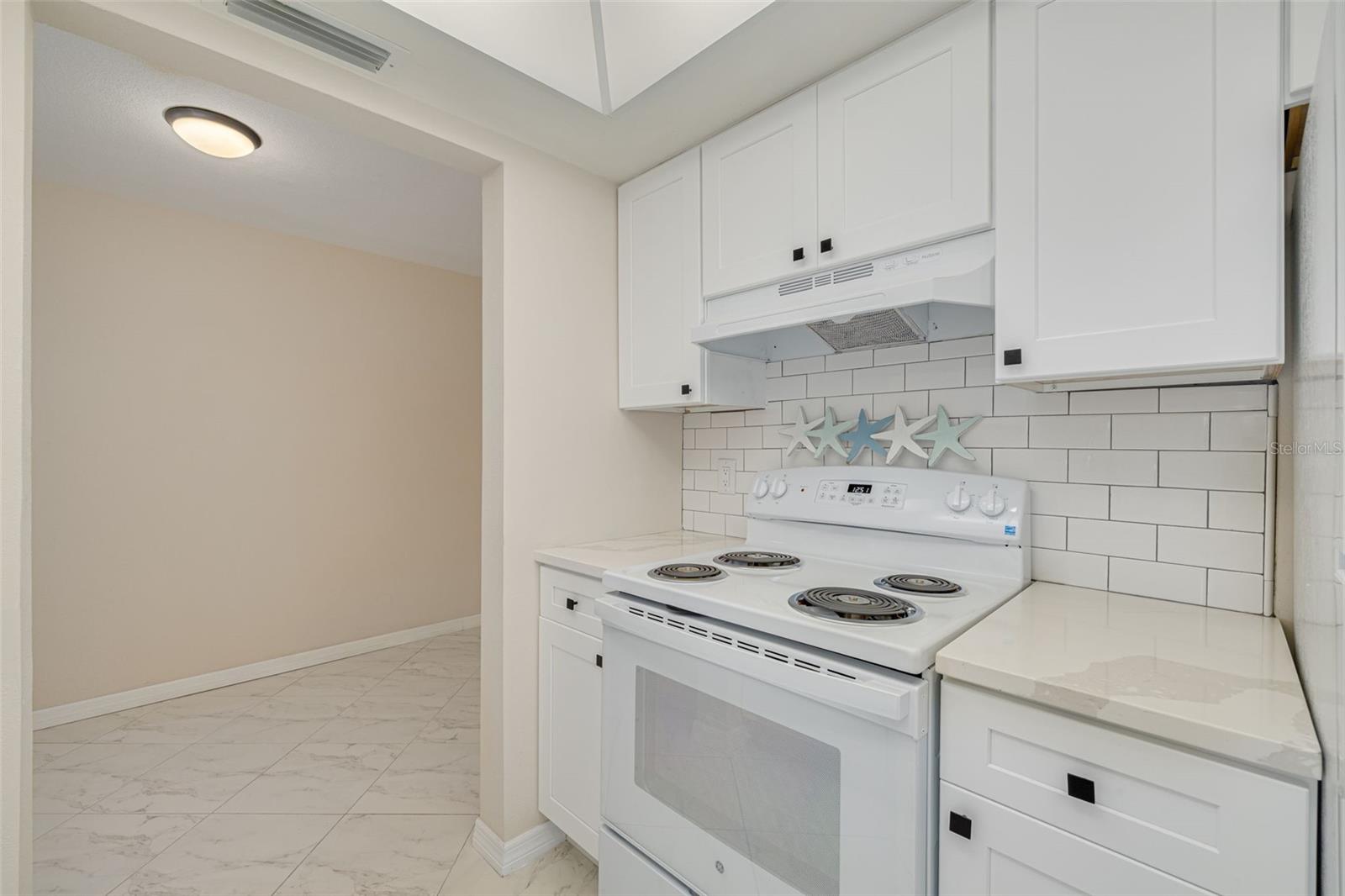 250 126TH AVE #104 — photo 11