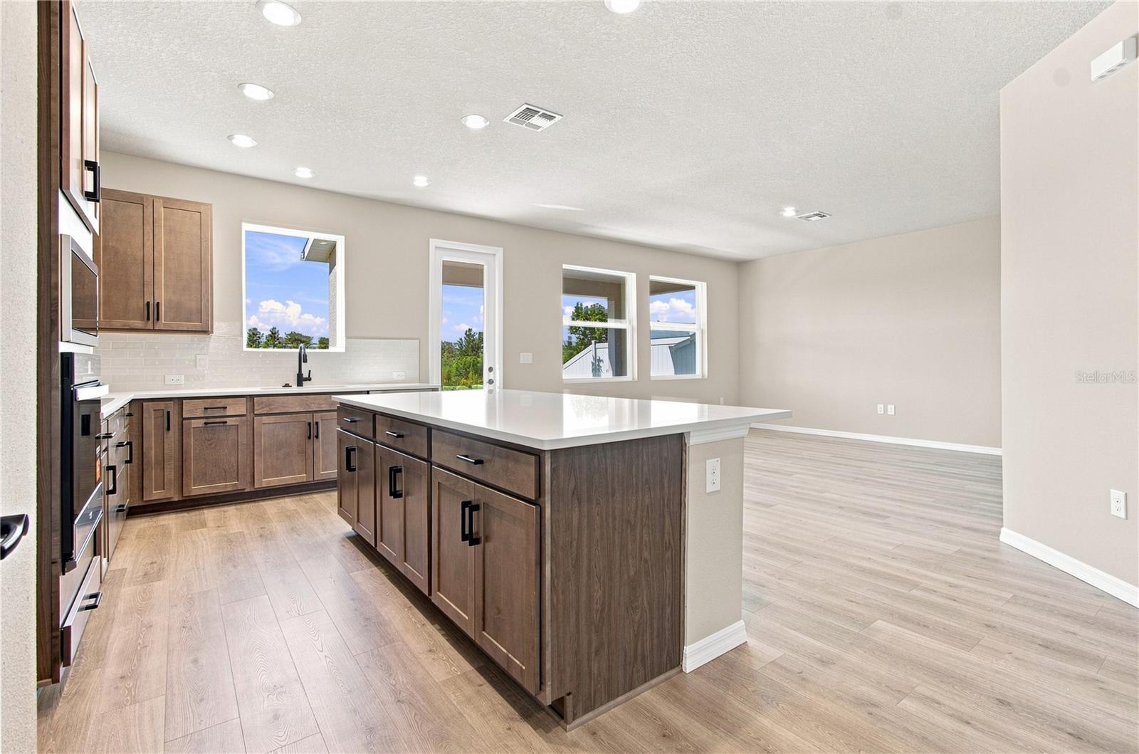 3417 YELLOW CASSIA DR — photo 4