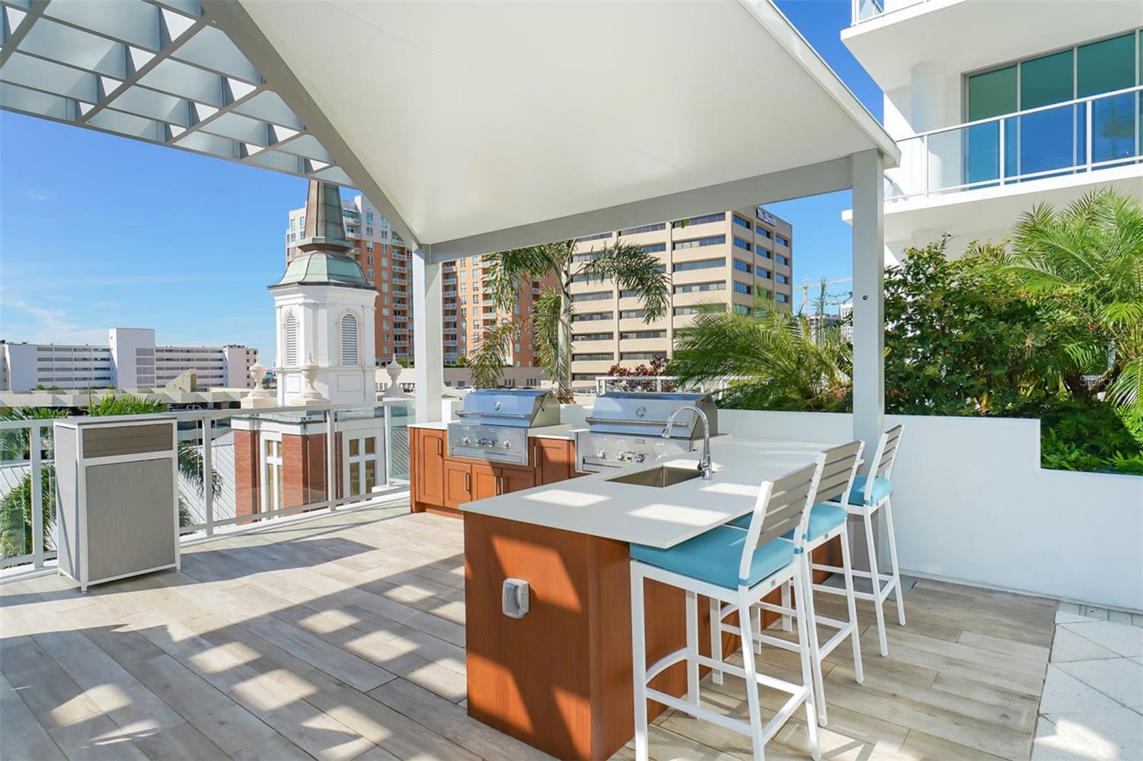 111 S PINEAPPLE AVE #1013 — photo 32