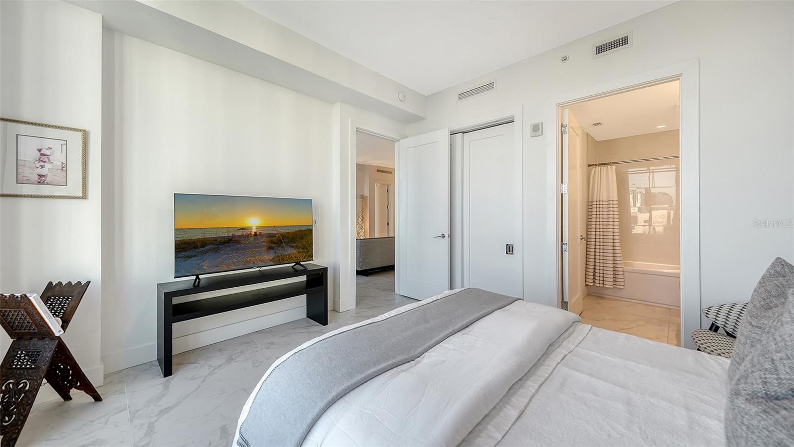 111 S PINEAPPLE AVE #1013 — photo 25