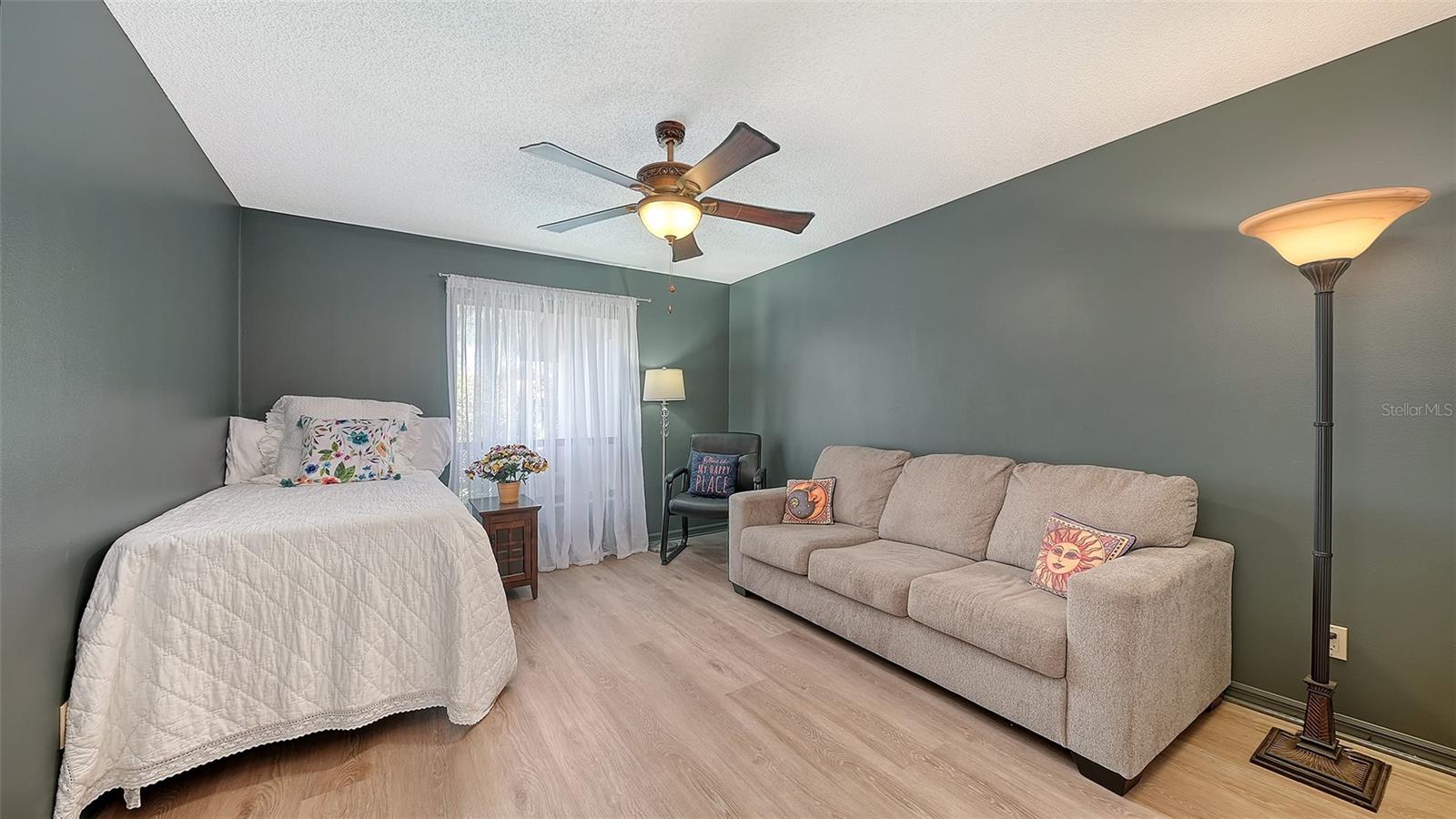 6048 WILSHIRE BLVD #2 — photo 25