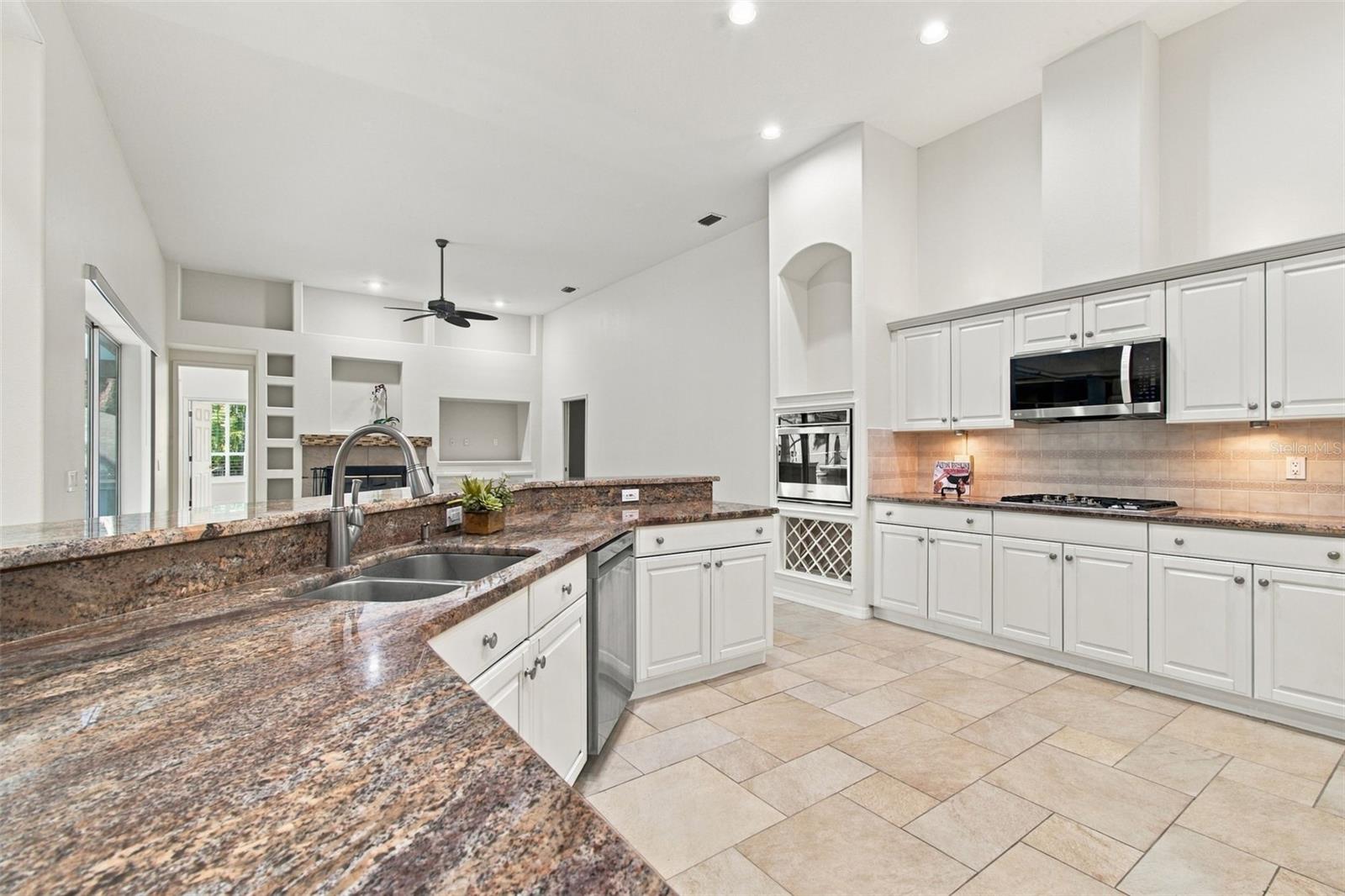 19108 CENTRE ROSE BLVD — photo 44