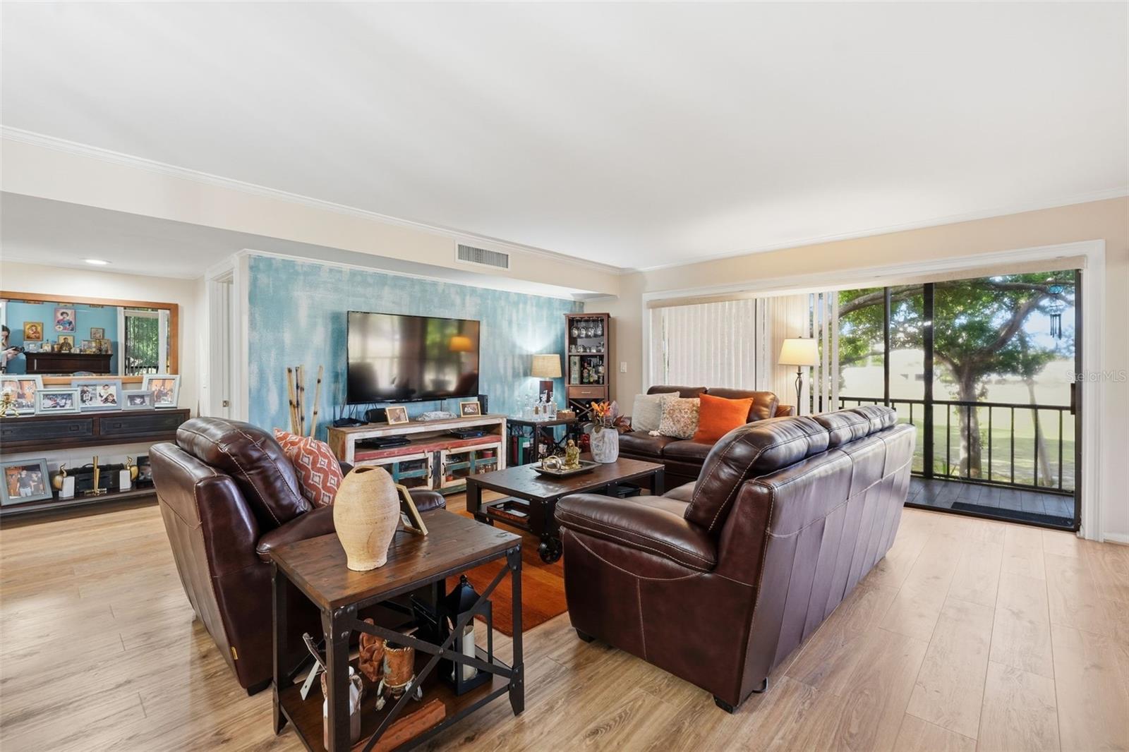 700 STARKEY RD #622 — photo 4