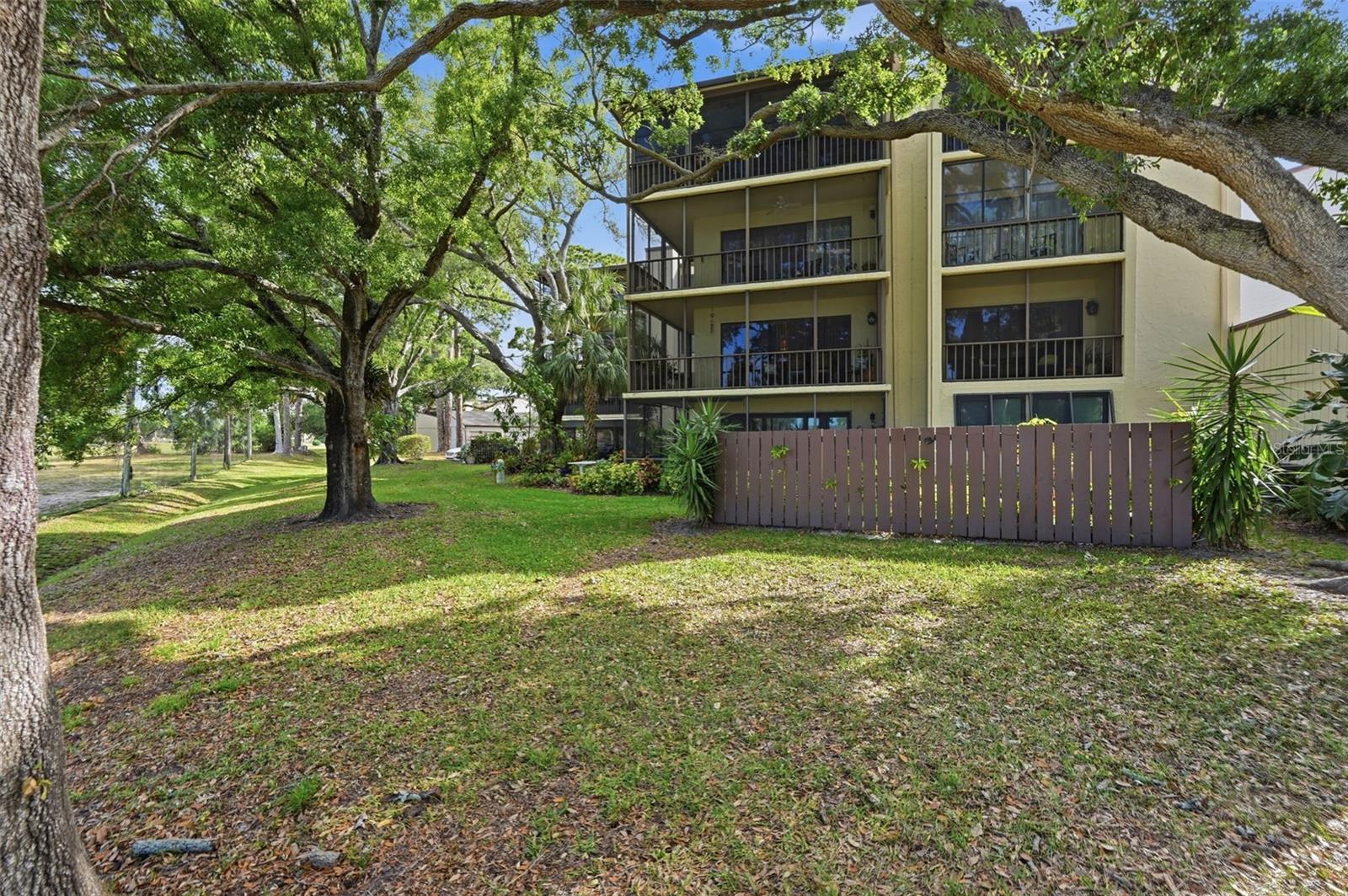 700 STARKEY RD #622 — photo 29