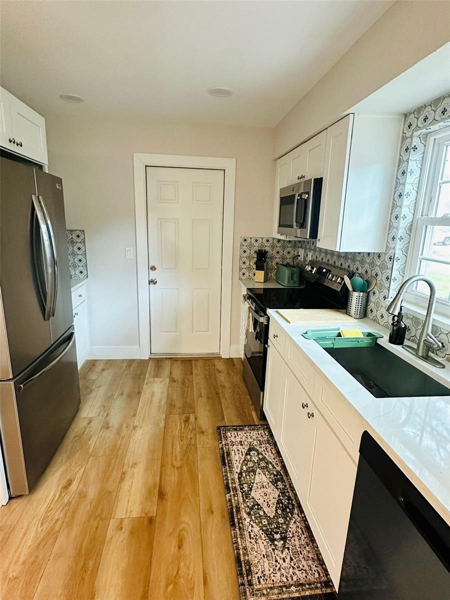 6602 S FAUL ST — photo 11
