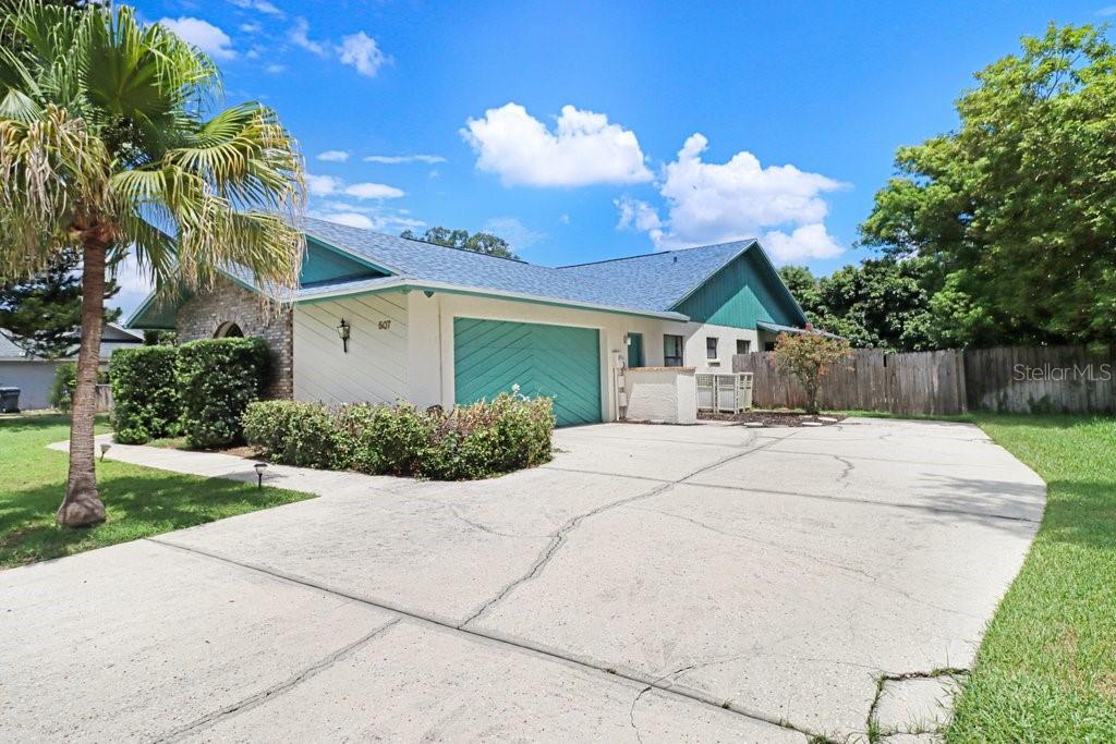 507 SPORTSMAN PARK DR — photo 10