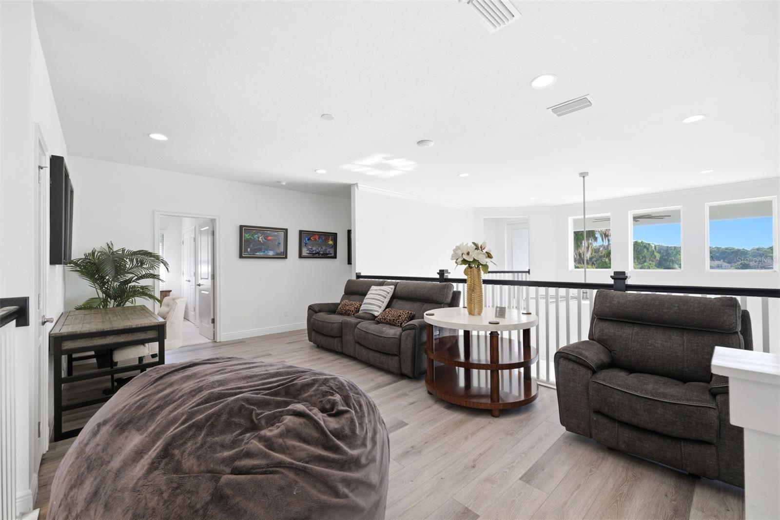 17104 CRAWLEY RD — photo 36